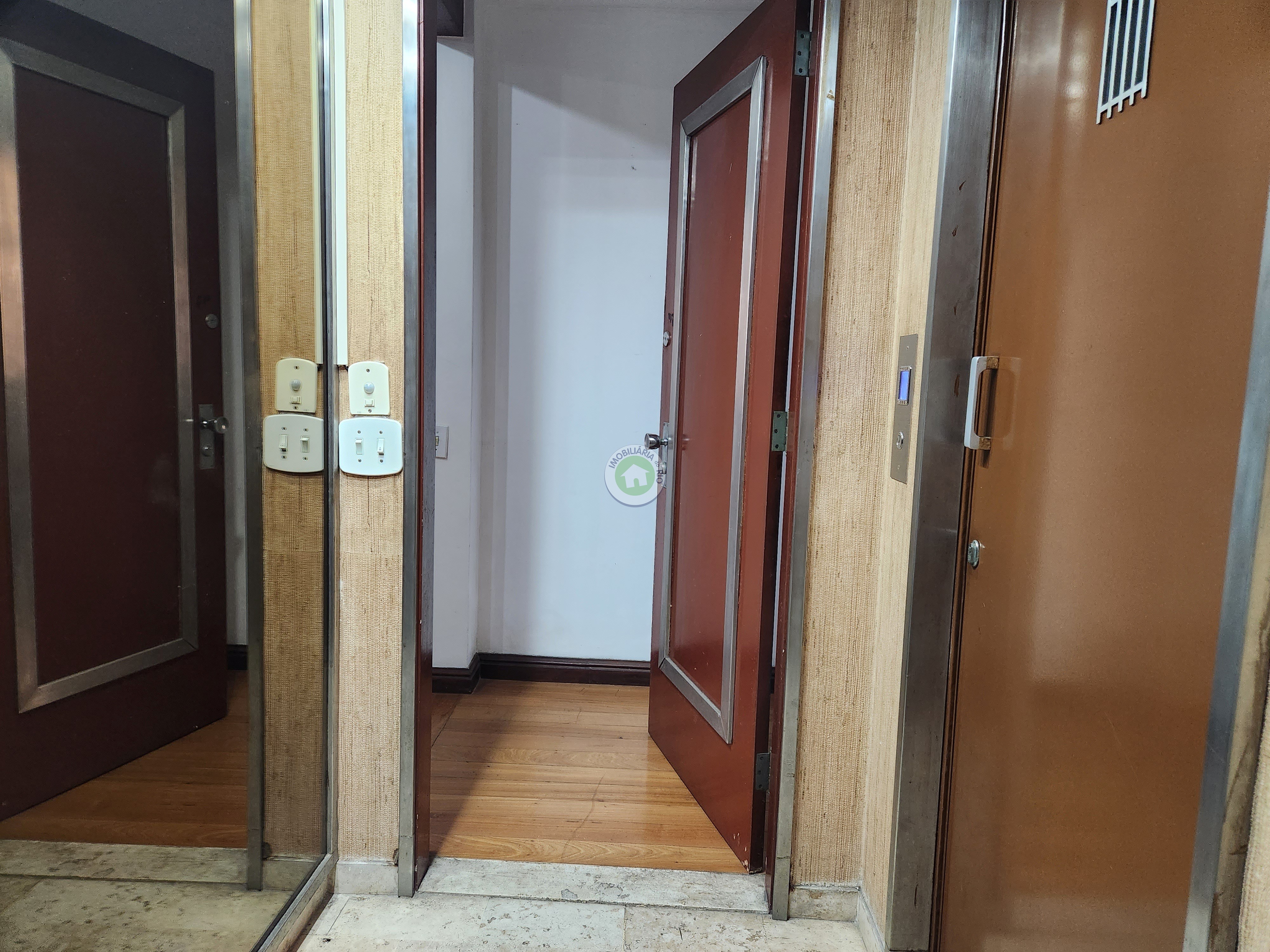 Apartamento à venda com 4 quartos, 215m² - Foto 42