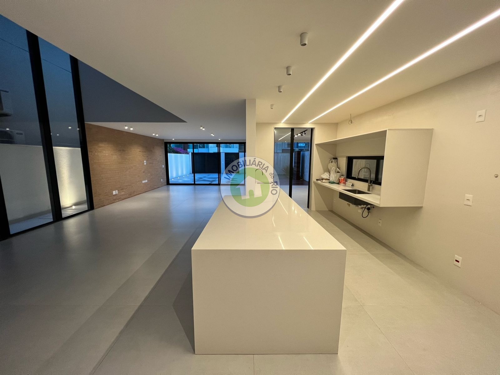 Casa à venda com 5 quartos, 400m² - Foto 8