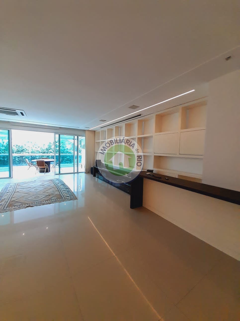 Apartamento à venda e aluguel com 4 quartos, 290m² - Foto 3