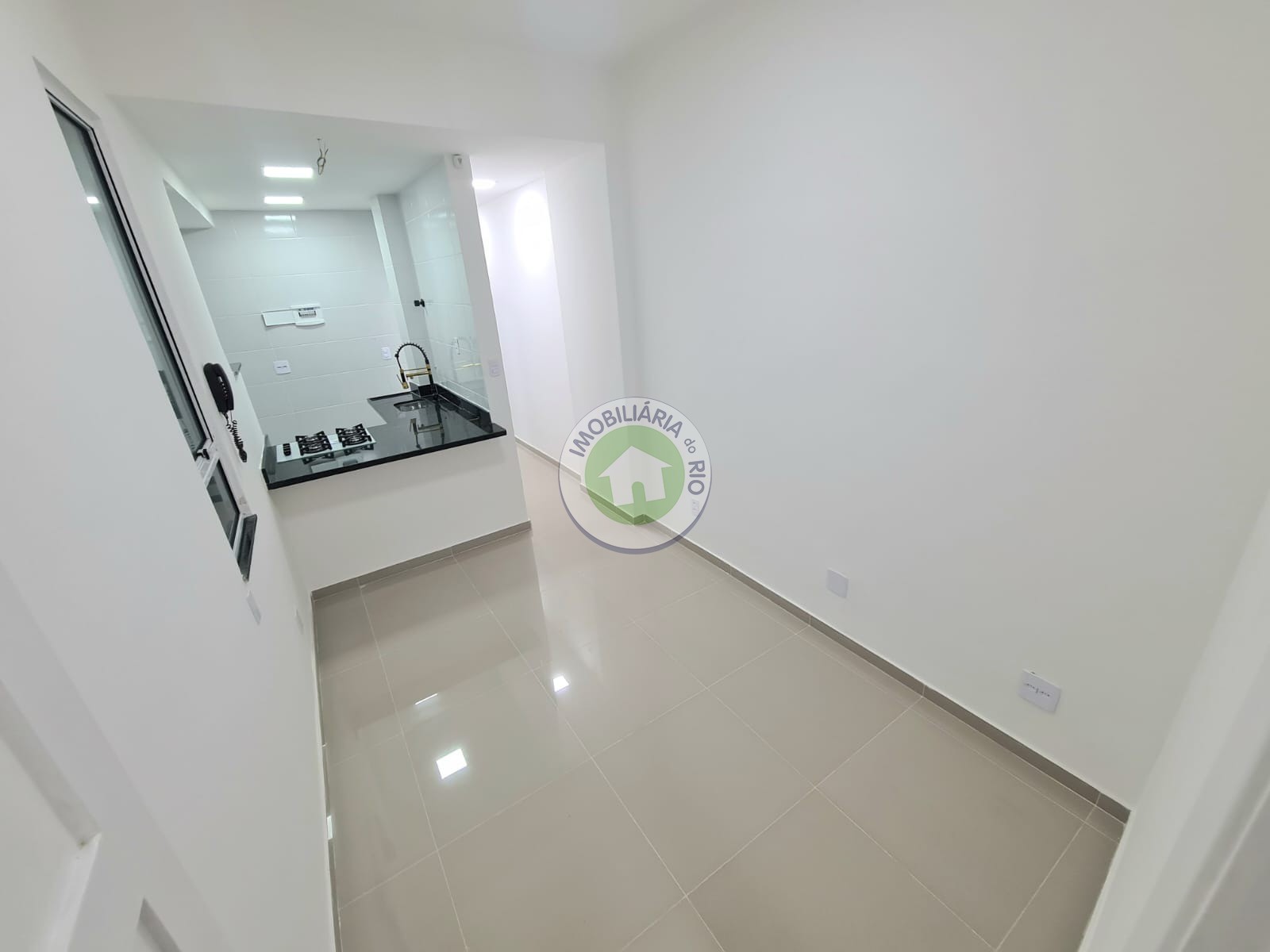 Apartamento à venda com 1 quarto, 45m² - Foto 4