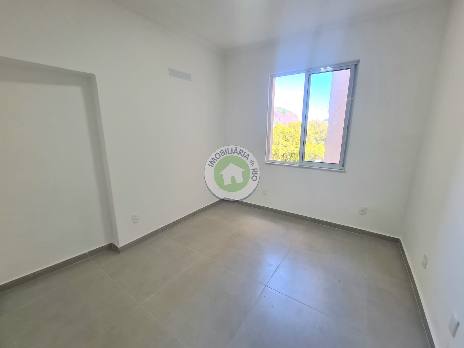 Apartamento à venda com 1 quarto, 40m² - Foto 11