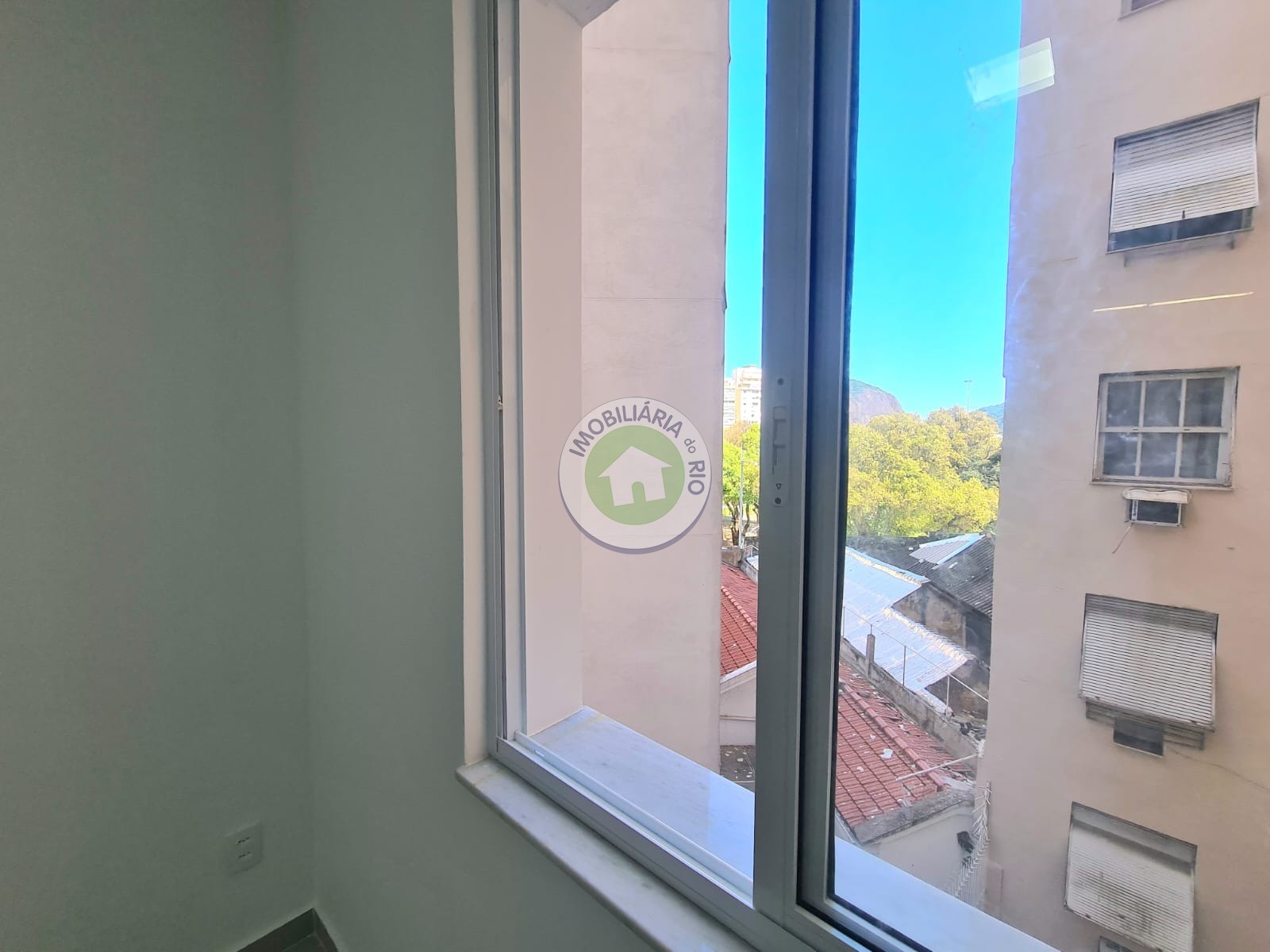 Apartamento à venda com 1 quarto, 40m² - Foto 13