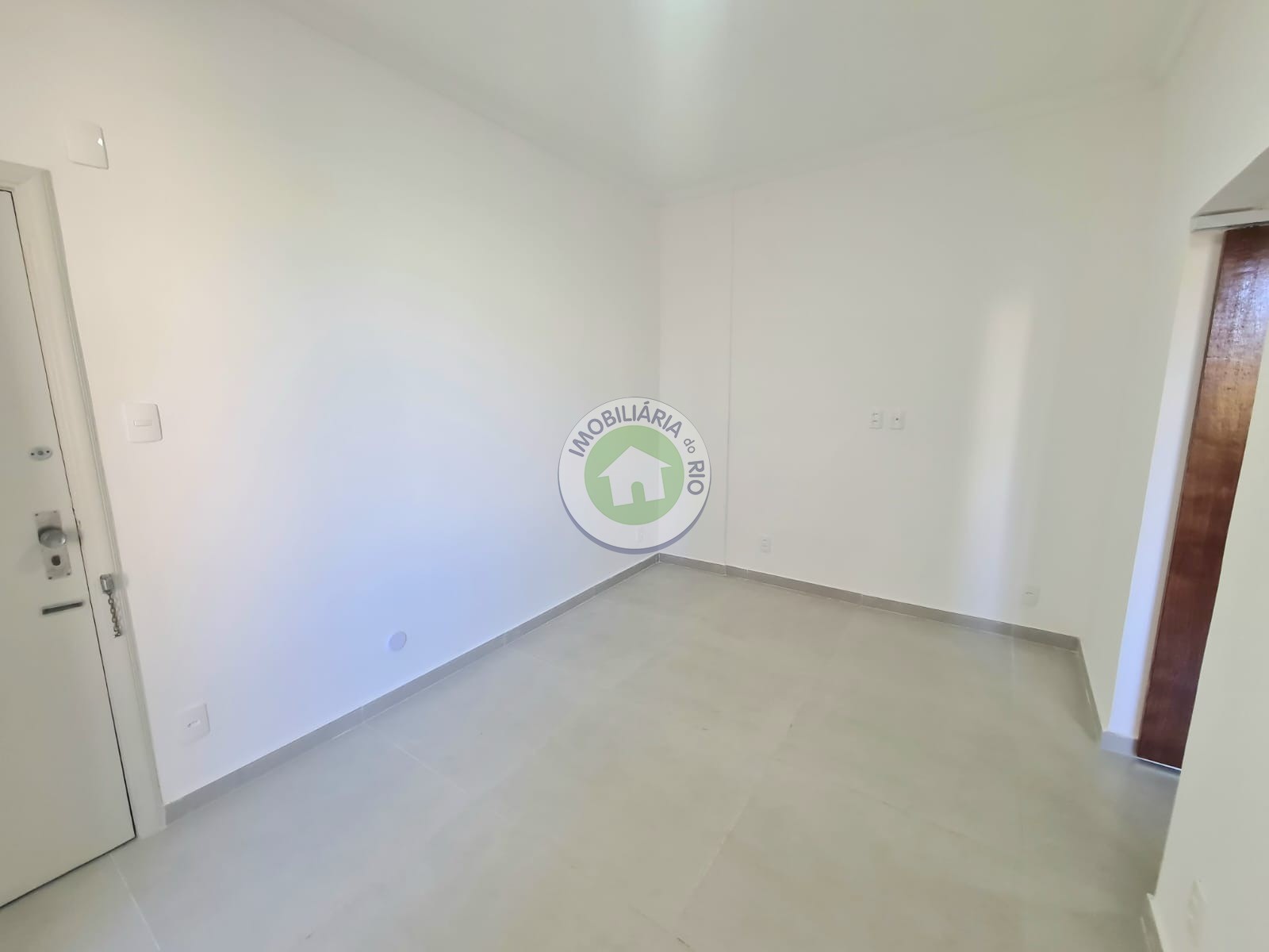 Apartamento à venda com 1 quarto, 40m² - Foto 8