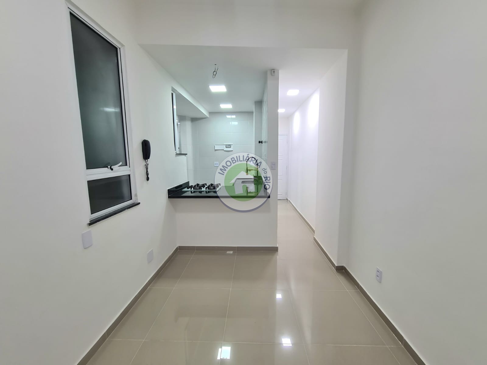 Apartamento à venda com 1 quarto, 45m² - Foto 3