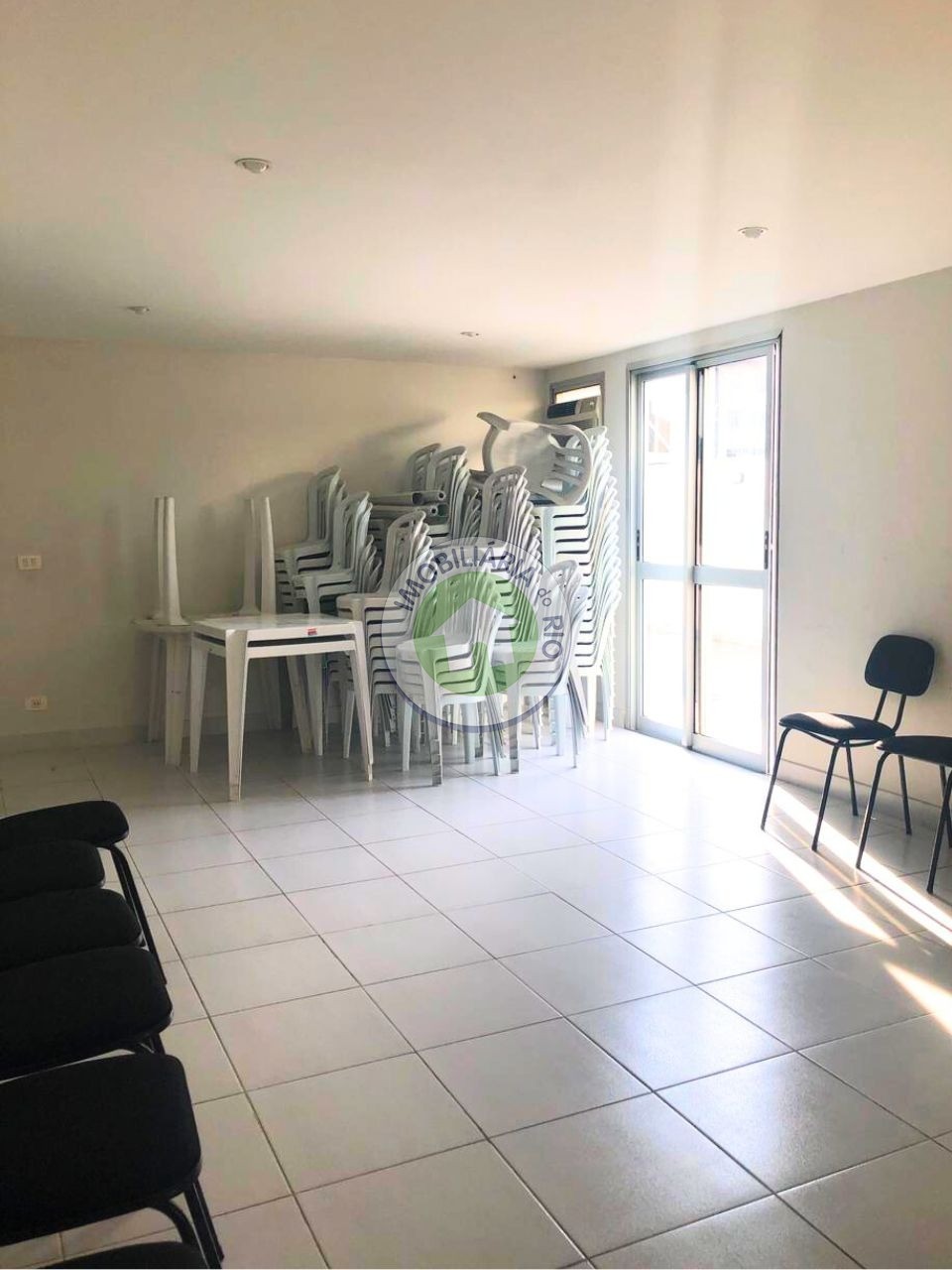 Apartamento à venda com 2 quartos, 79m² - Foto 23