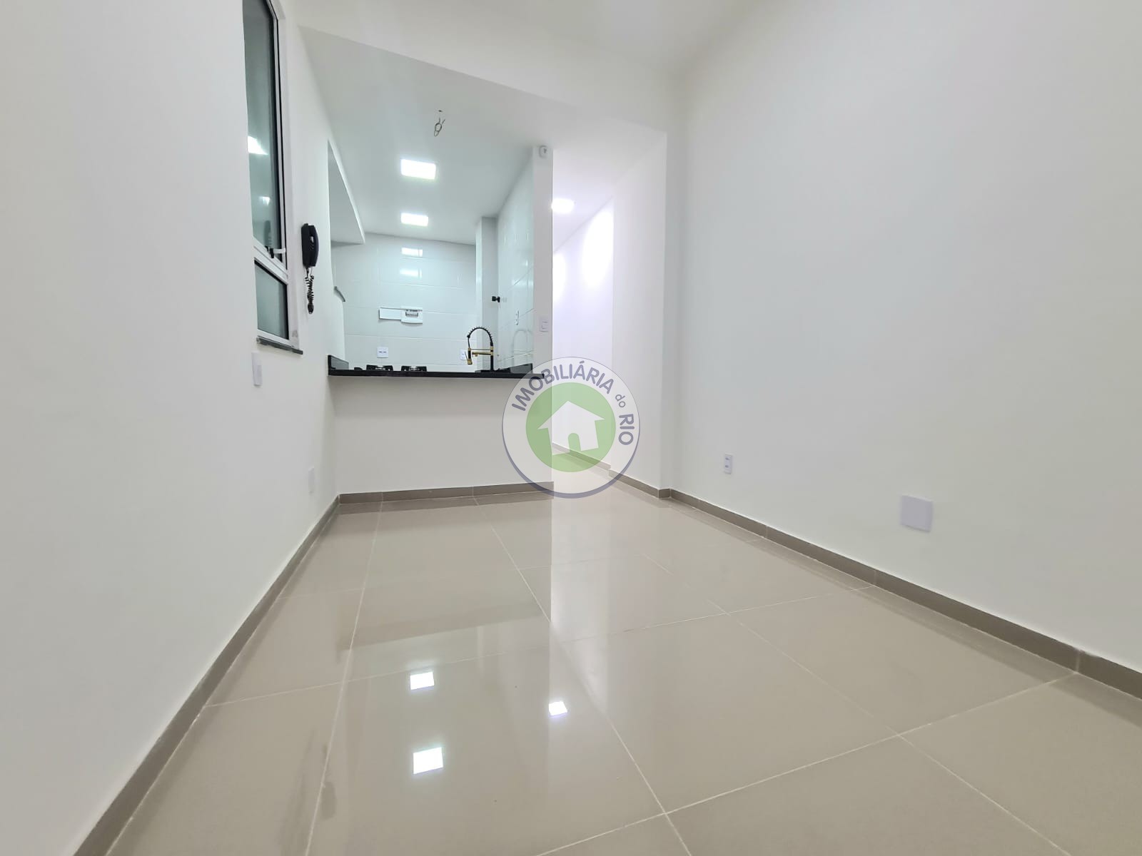 Apartamento à venda com 1 quarto, 45m² - Foto 1