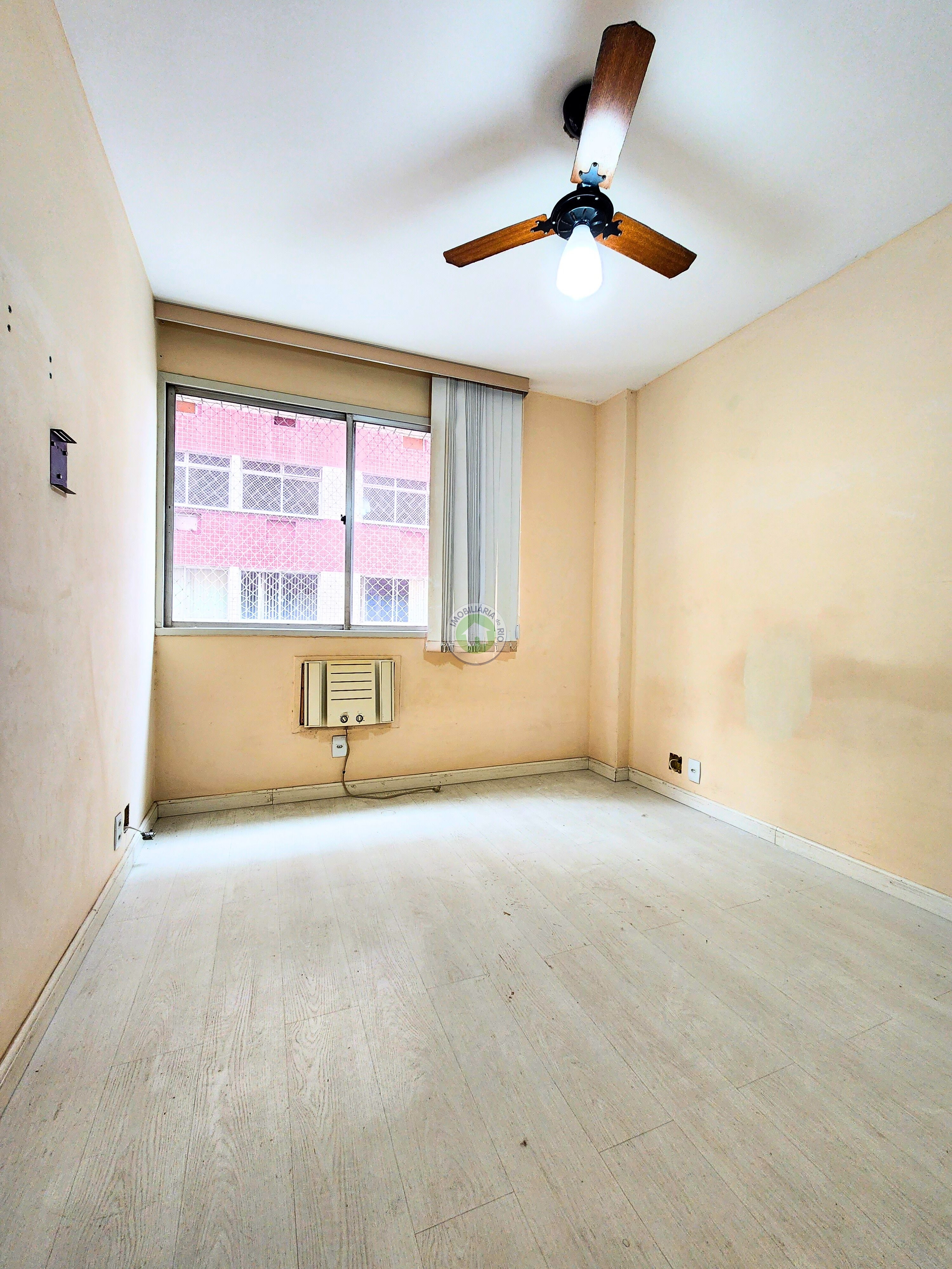 Apartamento à venda com 2 quartos, 57m² - Foto 28