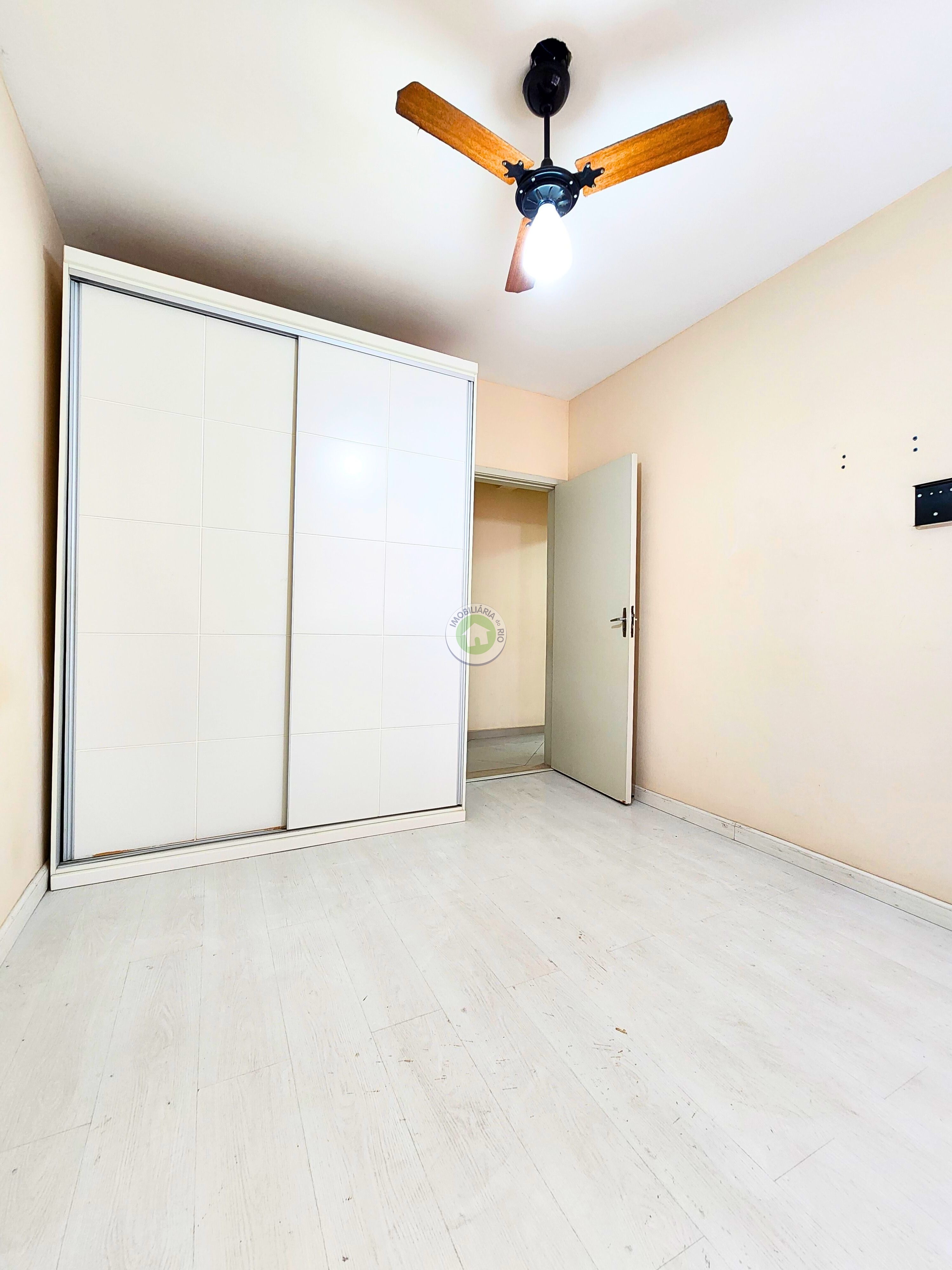 Apartamento à venda com 2 quartos, 57m² - Foto 31