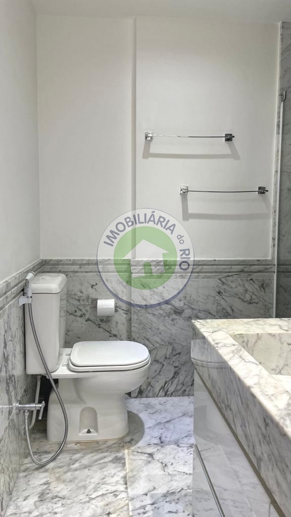 Apartamento para alugar com 3 quartos, 172m² - Foto 13