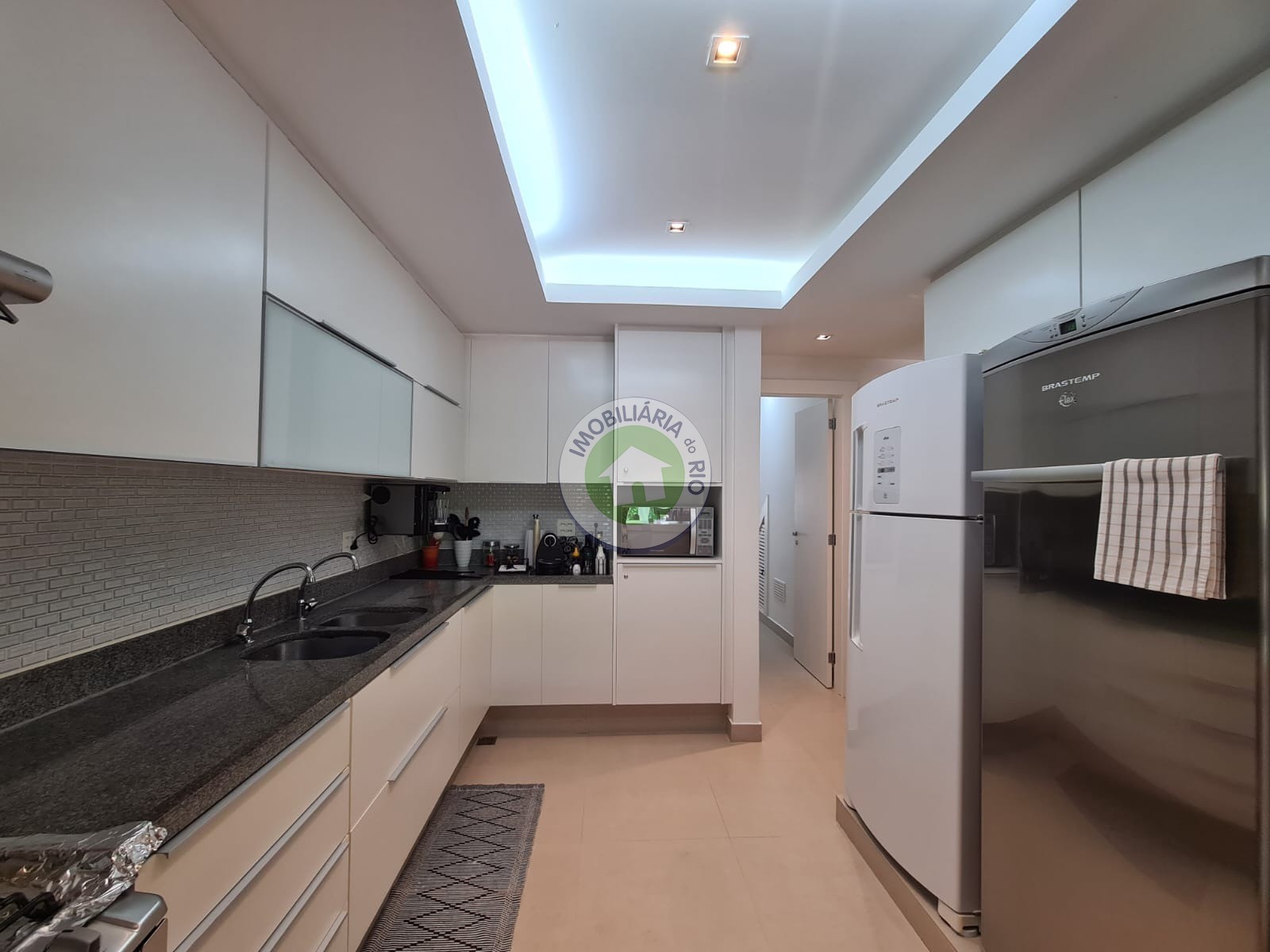 Casa à venda com 5 quartos, 200m² - Foto 41