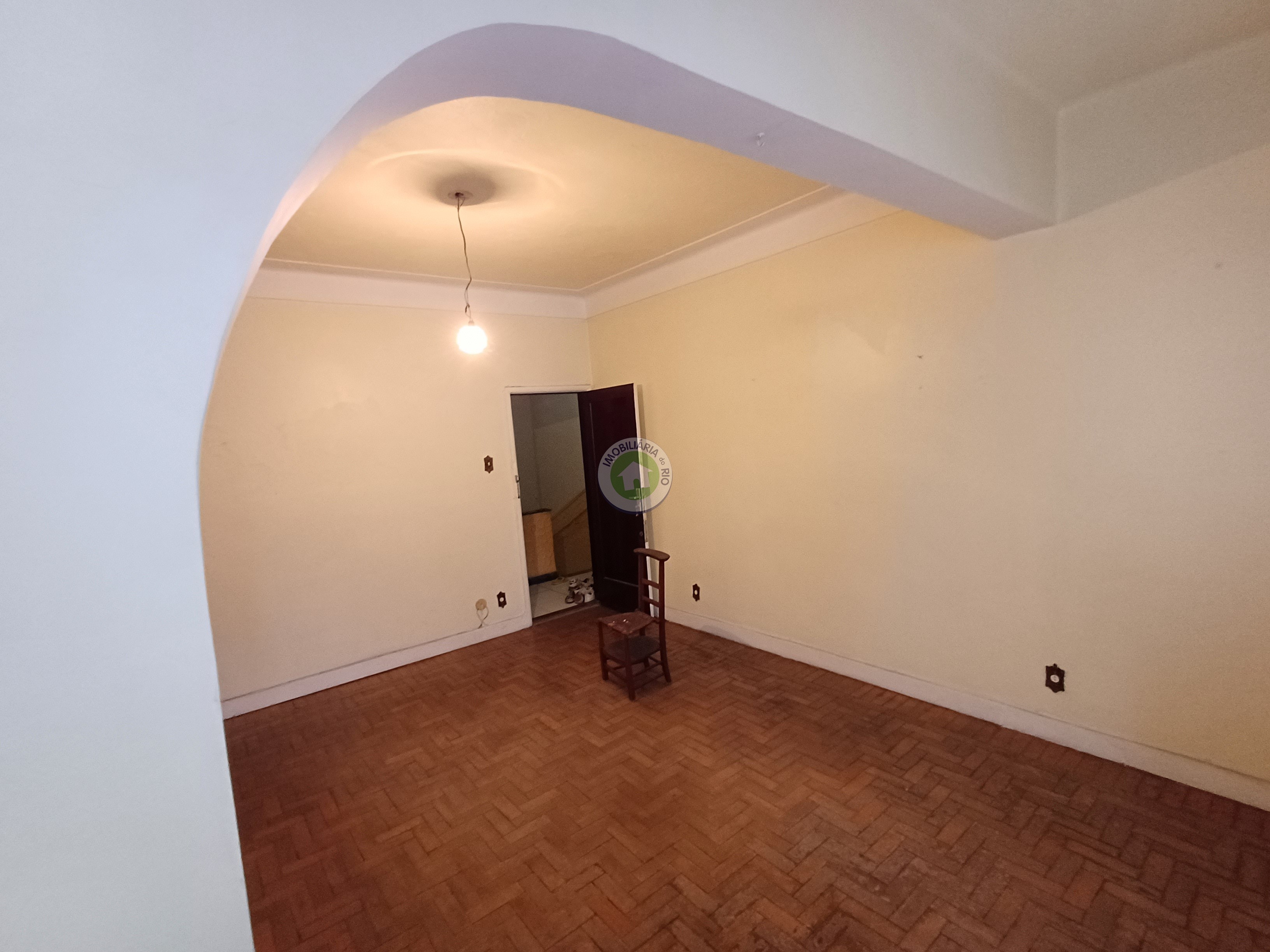 Apartamento à venda com 3 quartos, 96m² - Foto 7