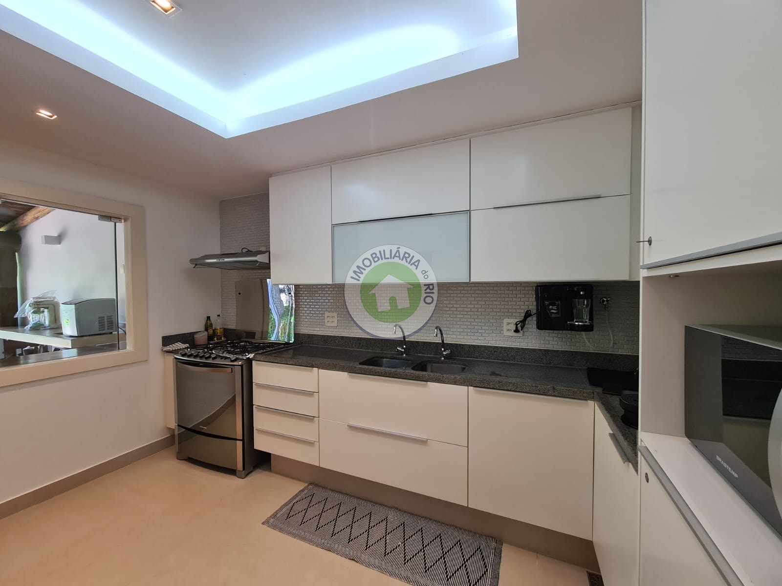 Casa à venda com 5 quartos, 200m² - Foto 47