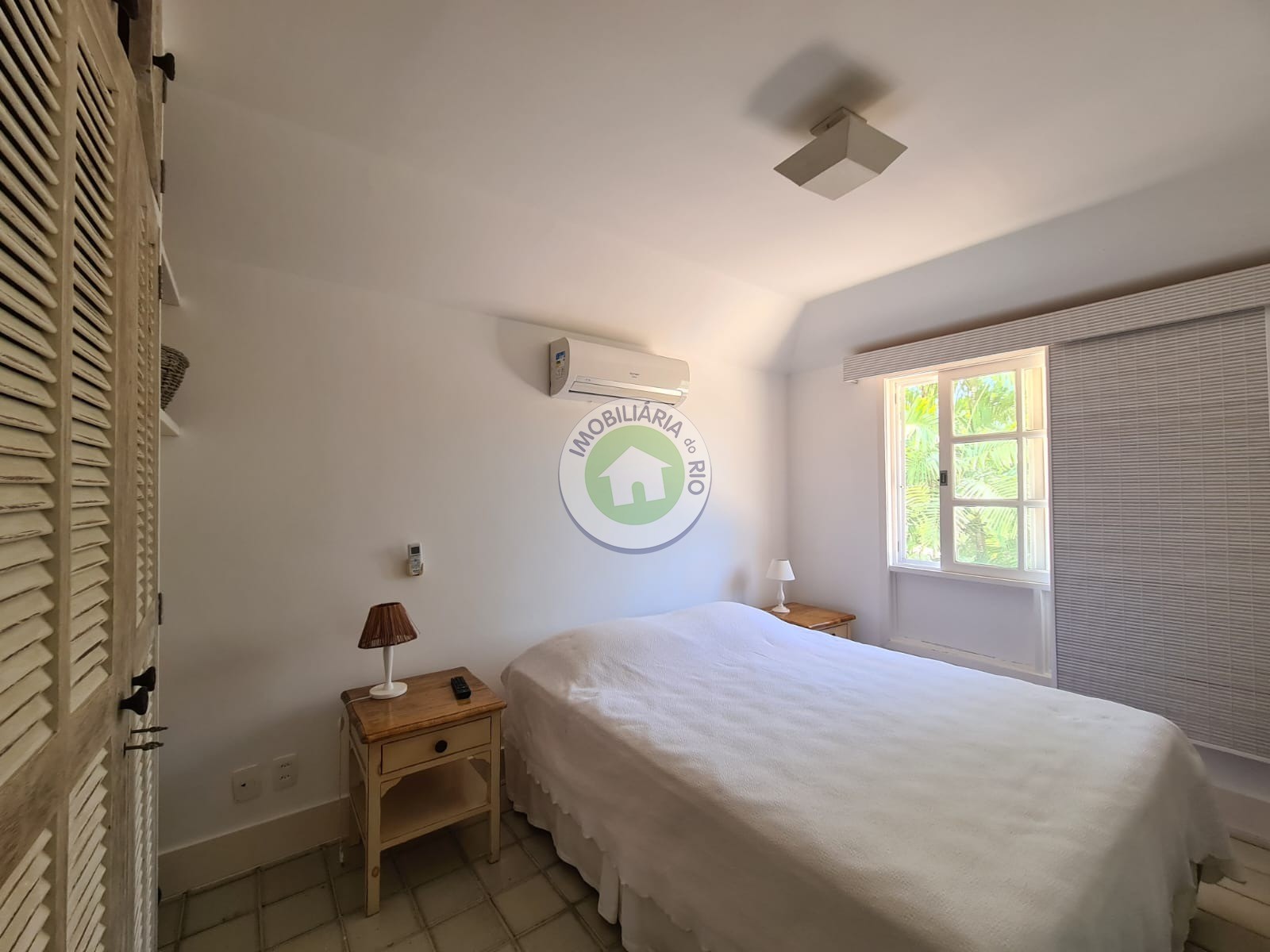 Casa à venda com 5 quartos, 200m² - Foto 36