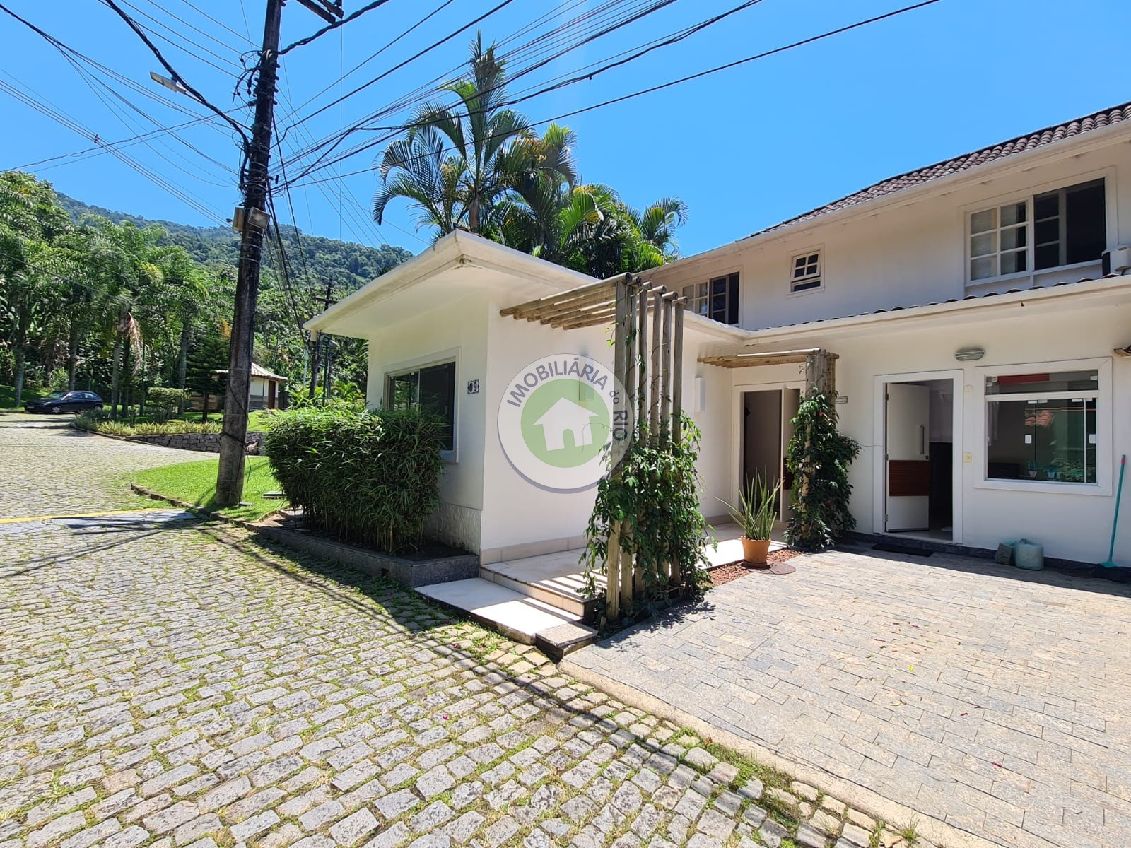 Casa à venda com 5 quartos, 200m² - Foto 57