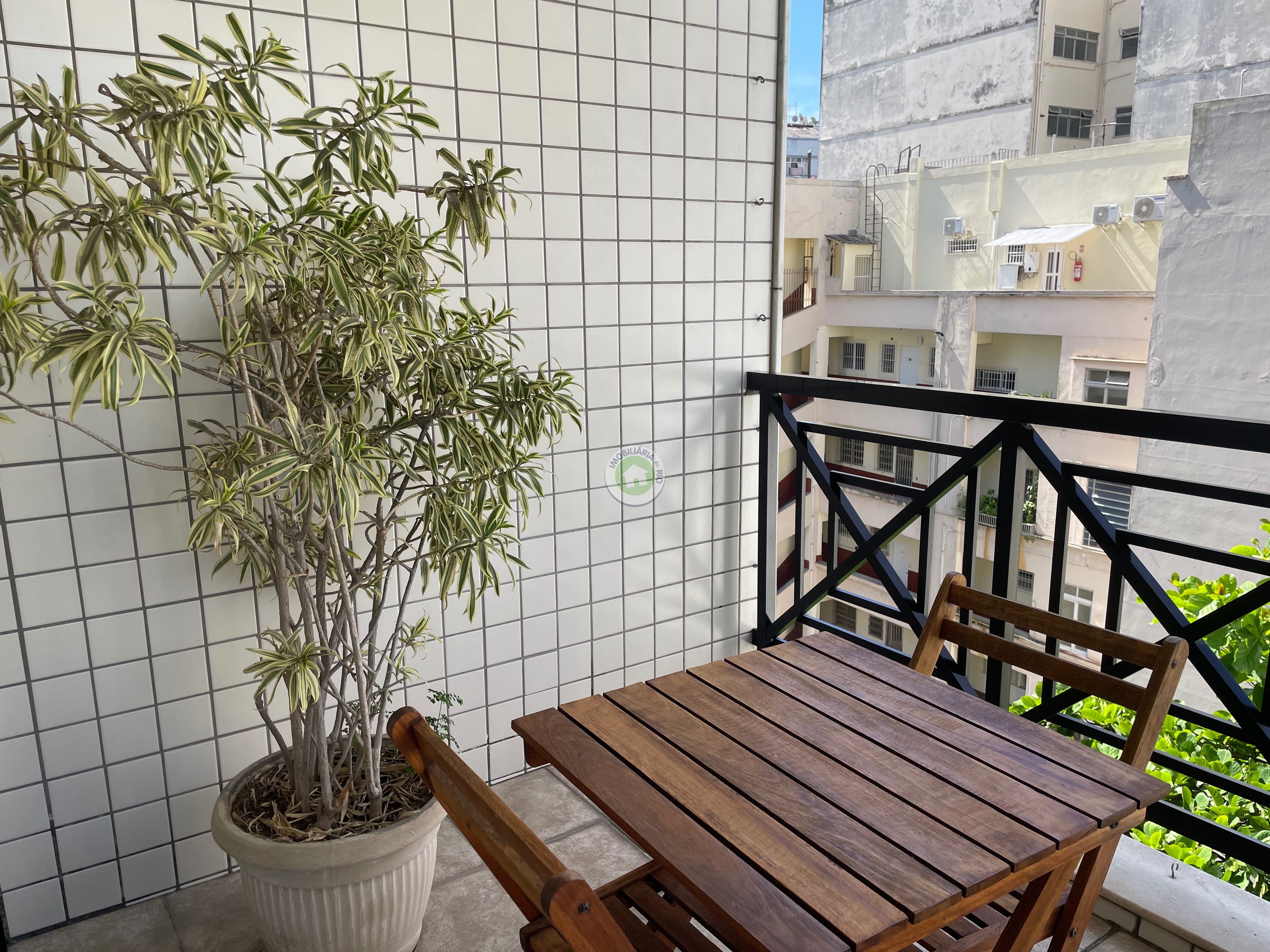 Apartamento à venda com 2 quartos, 68m² - Foto 10