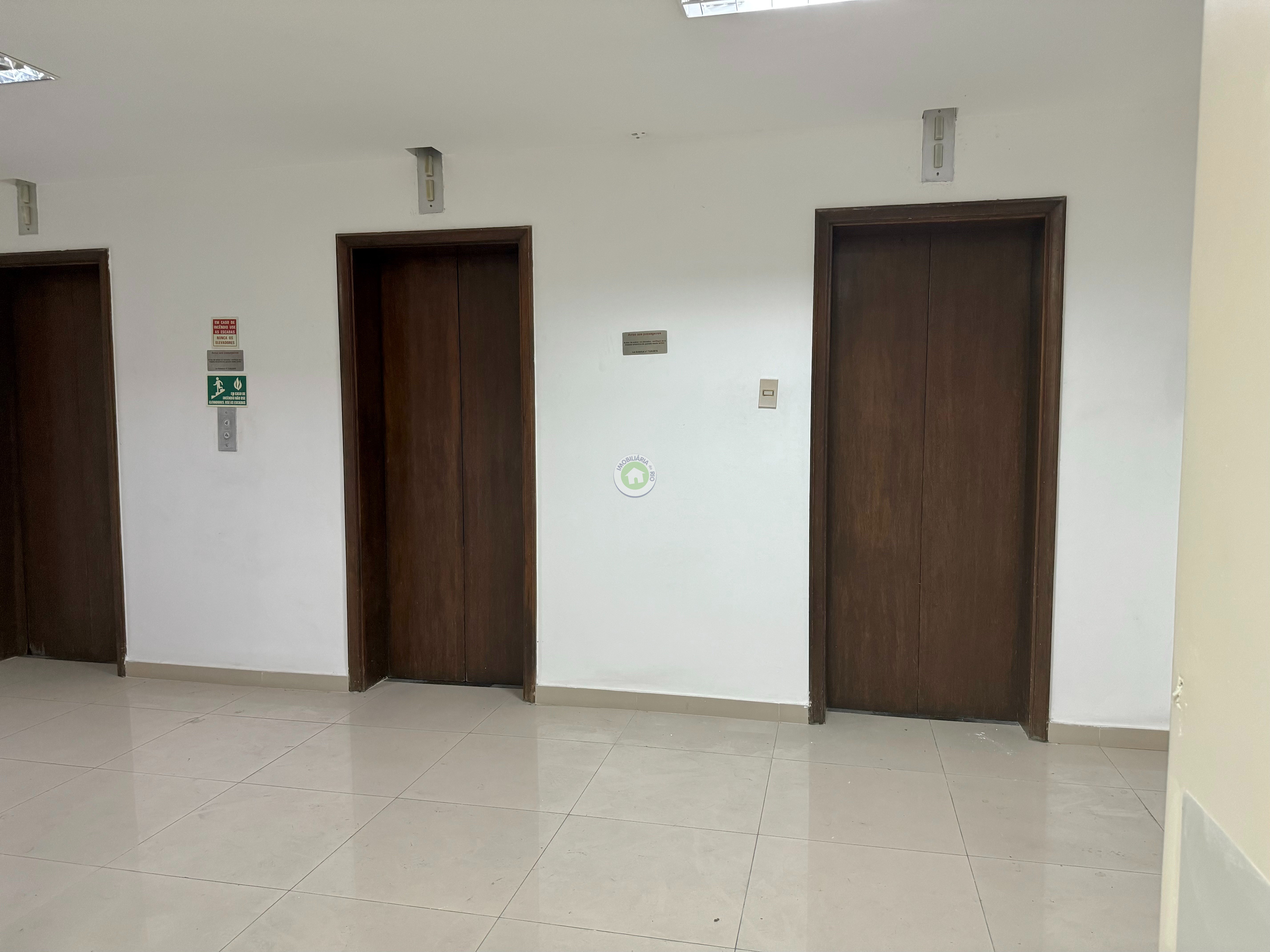 Conjunto Comercial-Sala para alugar, 57m² - Foto 2