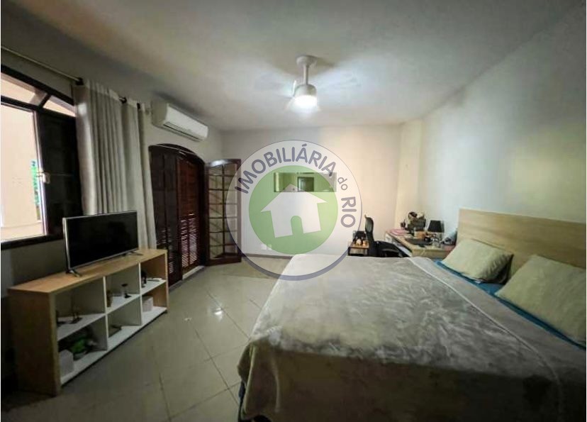 Casa à venda com 4 quartos, 330m² - Foto 28