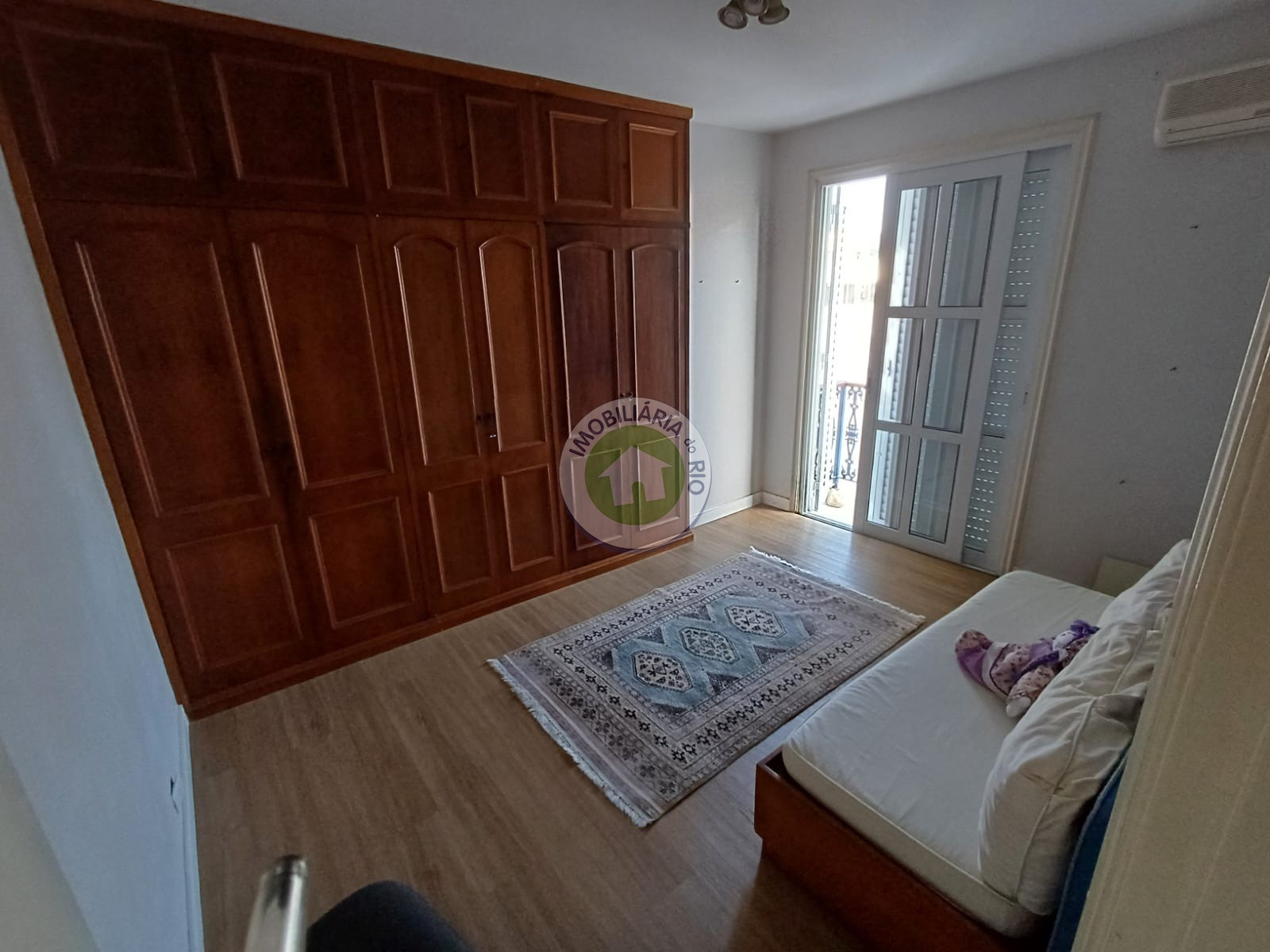 Apartamento à venda com 3 quartos, 165m² - Foto 32