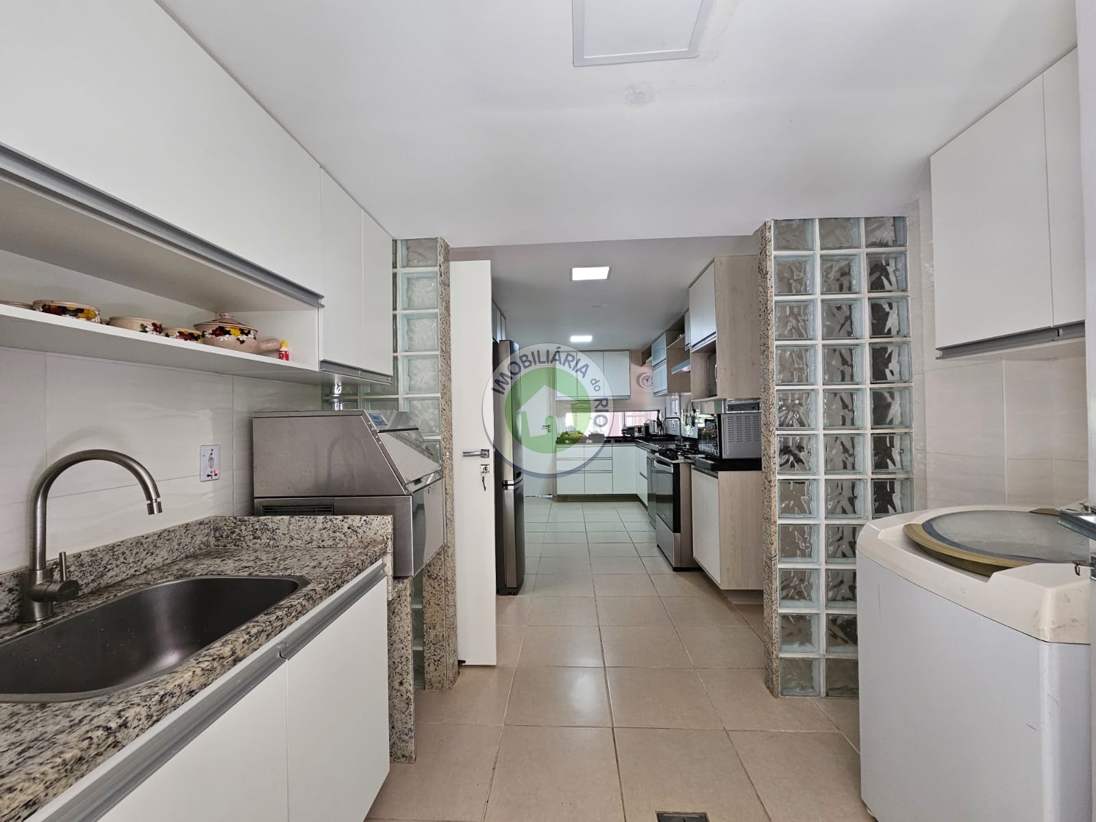 Casa à venda com 5 quartos, 300m² - Foto 14