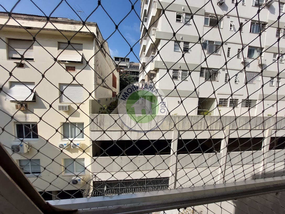 Apartamento à venda com 3 quartos, 94m² - Foto 21