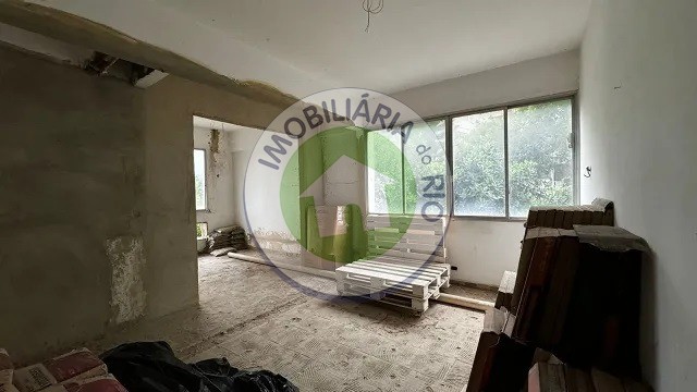 Apartamento à venda com 2 quartos, 60m² - Foto 12