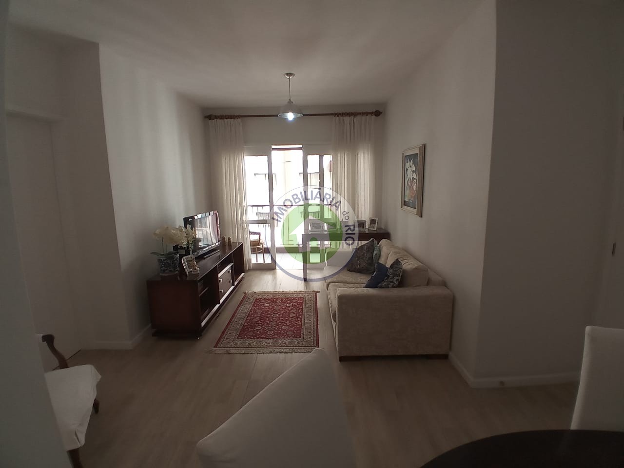 Apartamento à venda com 2 quartos, 83m² - Foto 2