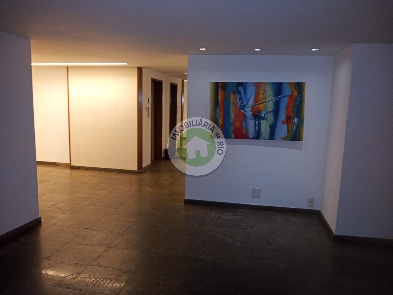 Apartamento à venda com 2 quartos, 83m² - Foto 57