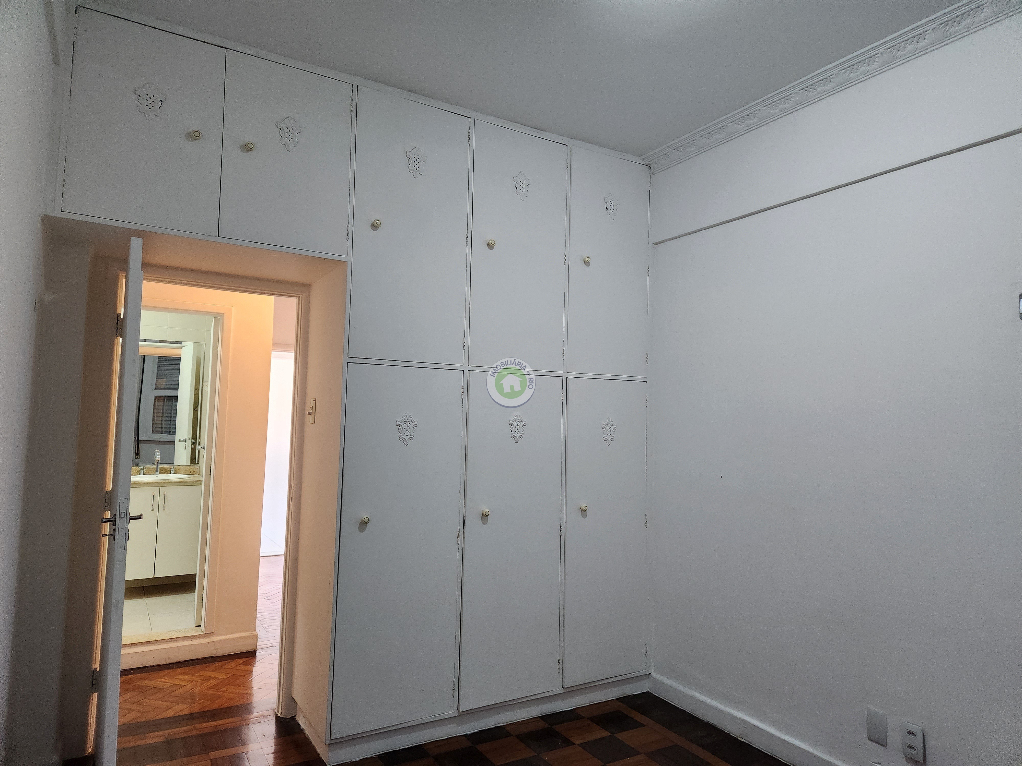 Apartamento à venda com 3 quartos, 110m² - Foto 12