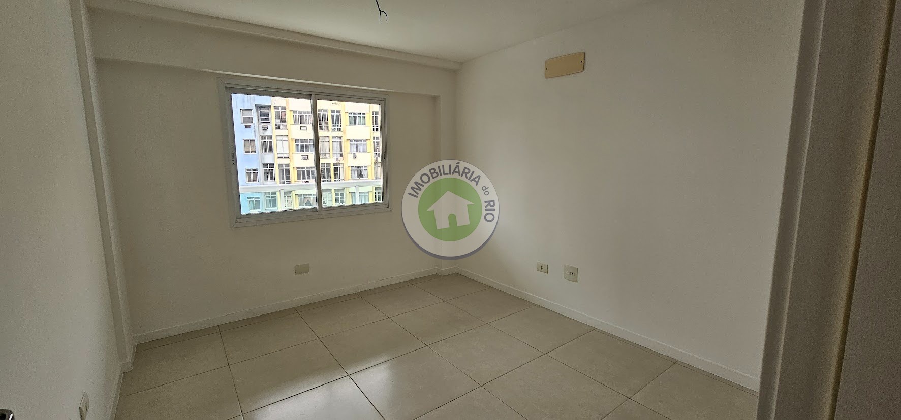 Apartamento à venda com 3 quartos, 94m² - Foto 11