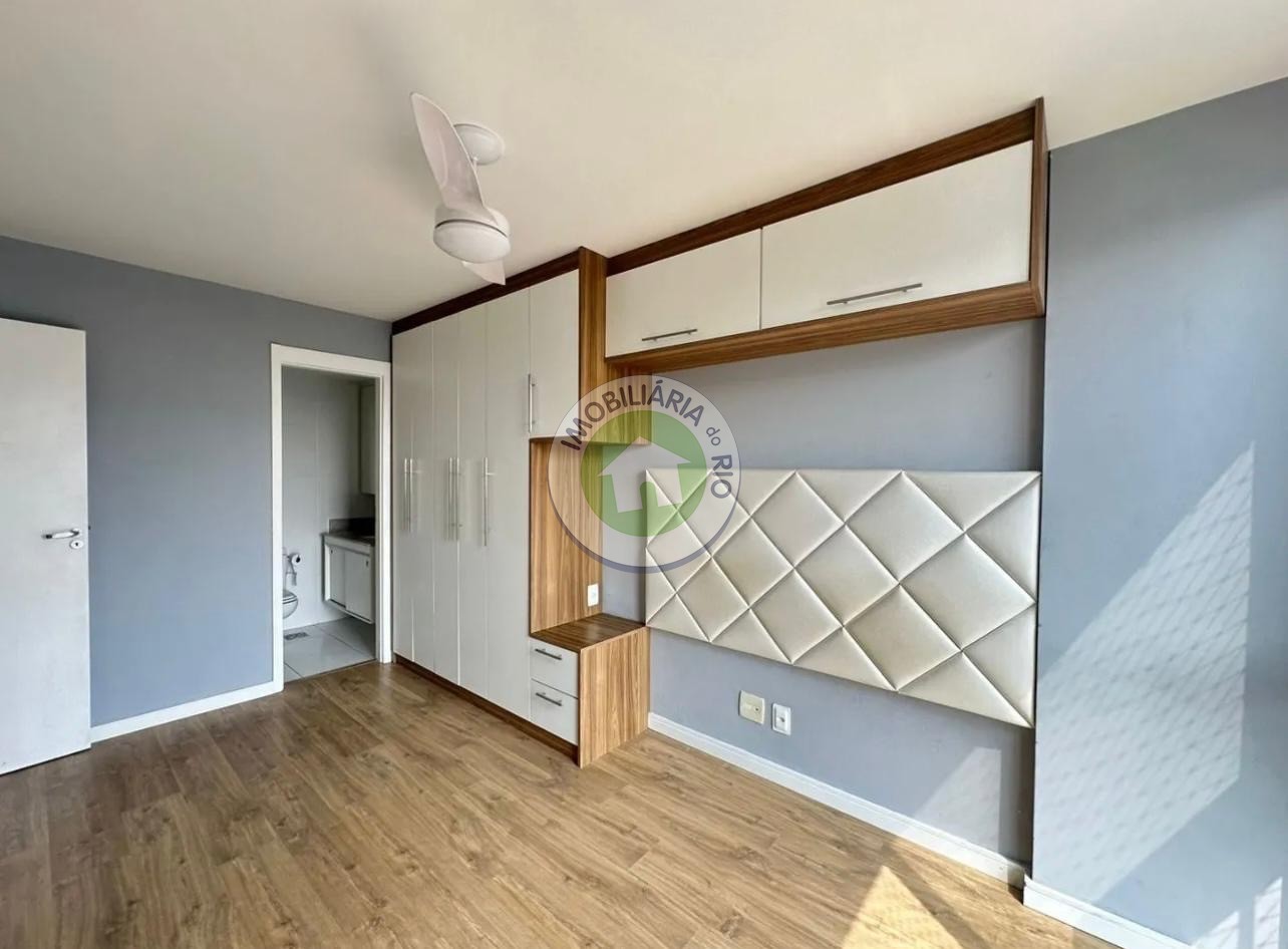 Apartamento à venda com 2 quartos, 70m² - Foto 4