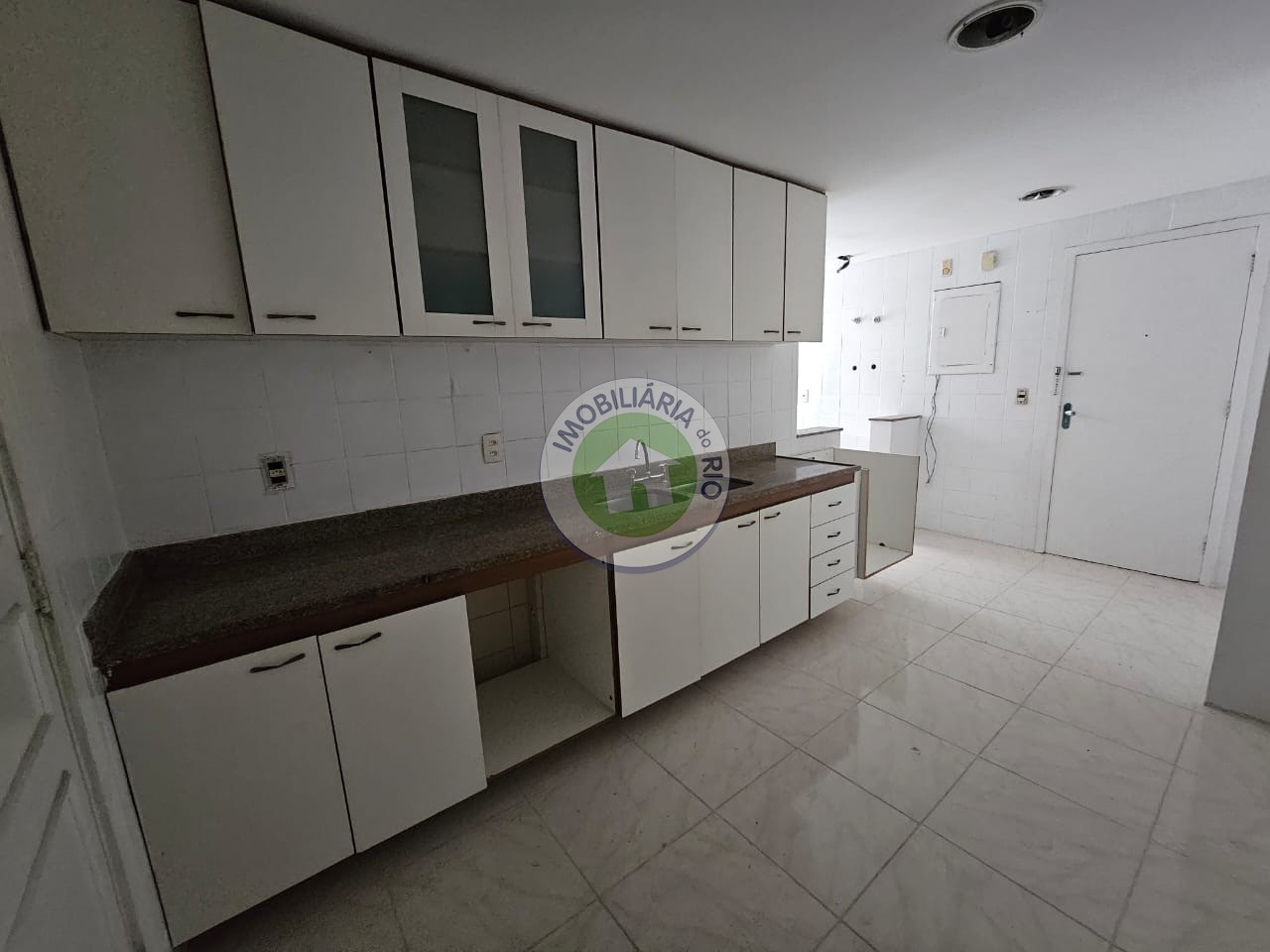 Apartamento à venda com 3 quartos, 147m² - Foto 24