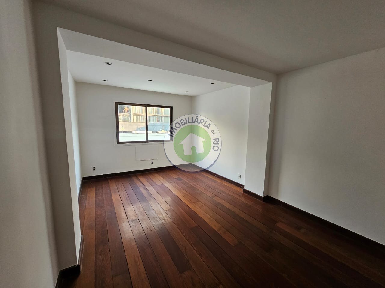 Apartamento à venda com 3 quartos, 147m² - Foto 13