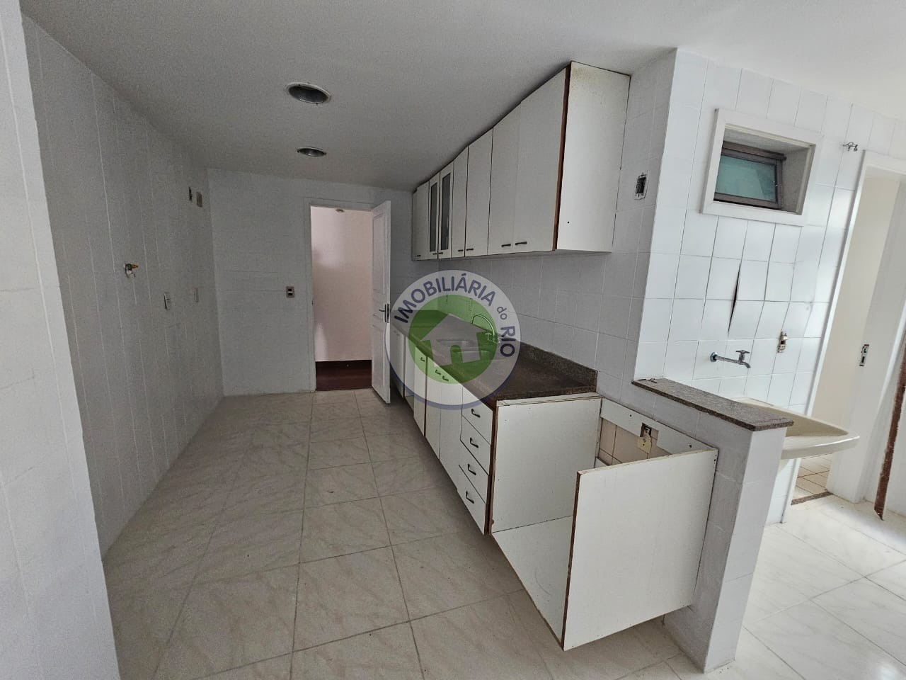 Apartamento à venda com 3 quartos, 147m² - Foto 22