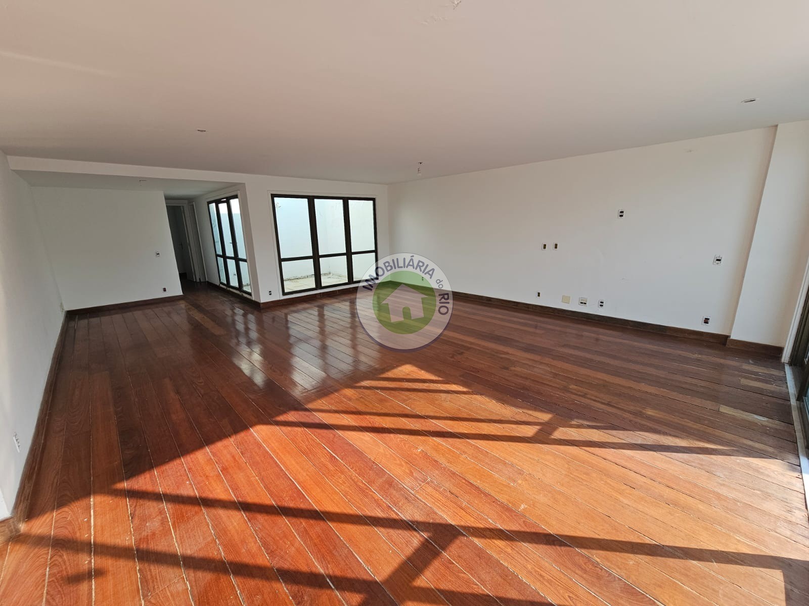 Cobertura à venda com 4 quartos, 229m² - Foto 9