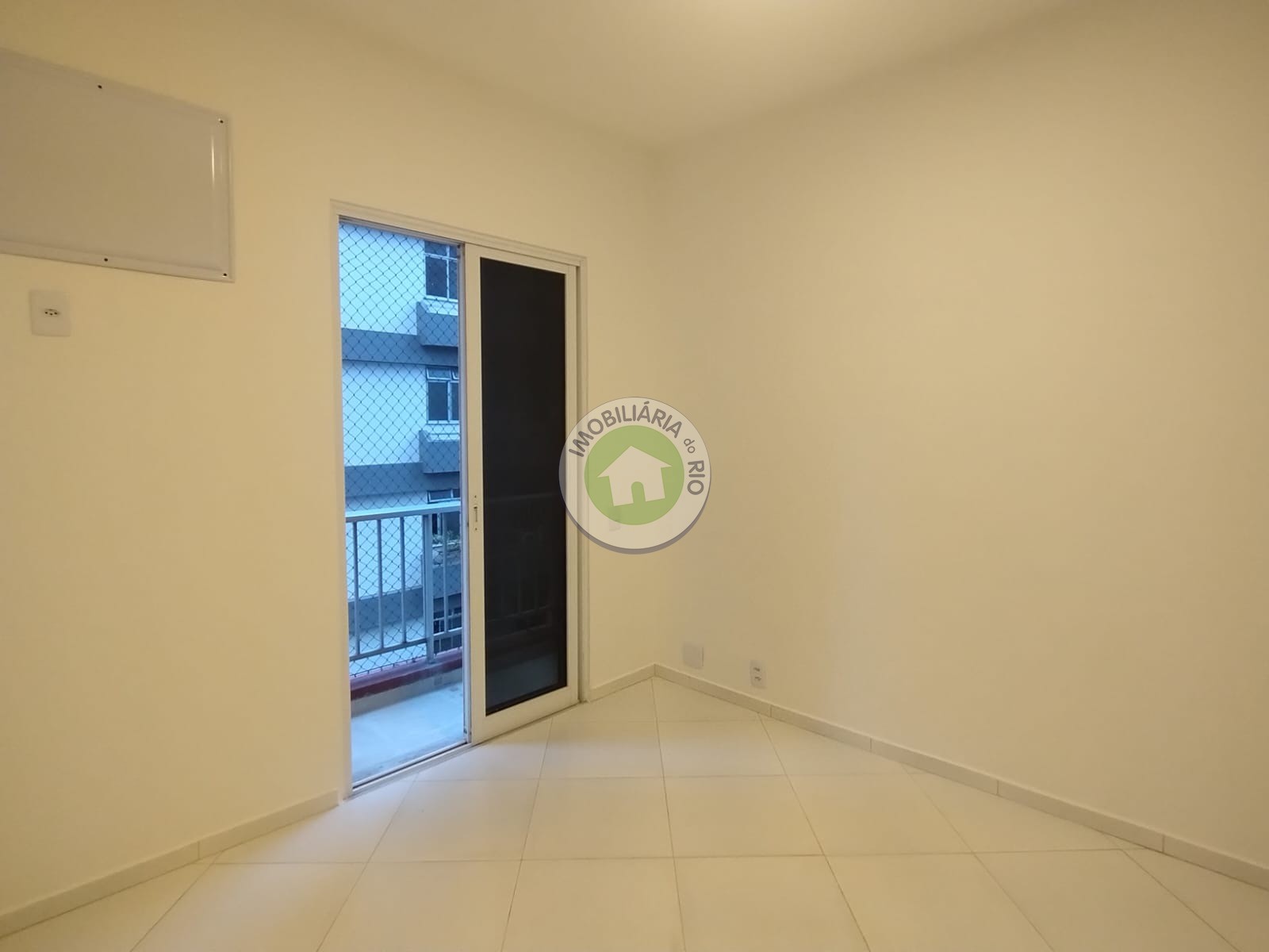 Apartamento à venda com 2 quartos, 86m² - Foto 22