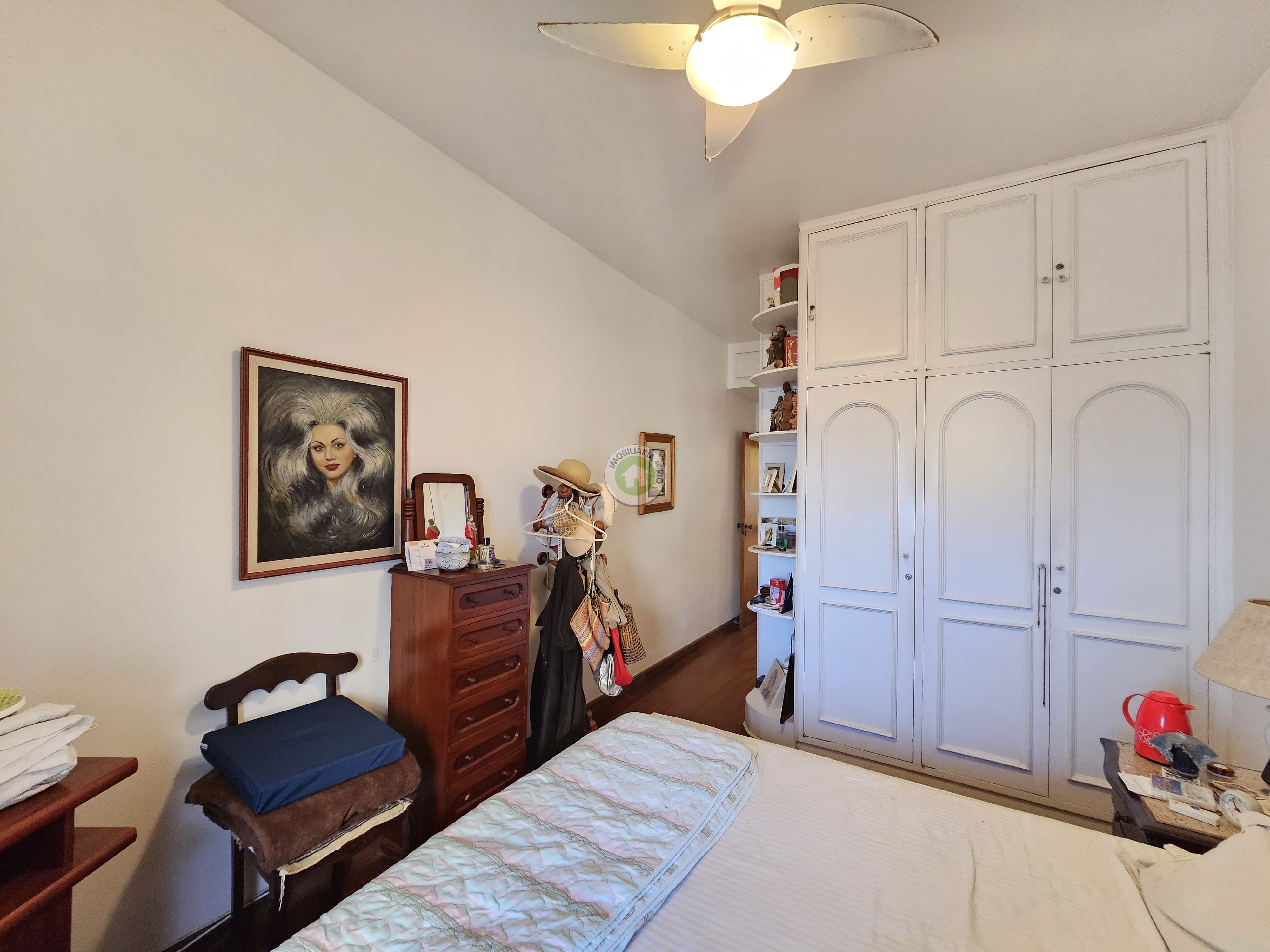 Apartamento à venda com 3 quartos, 130m² - Foto 12