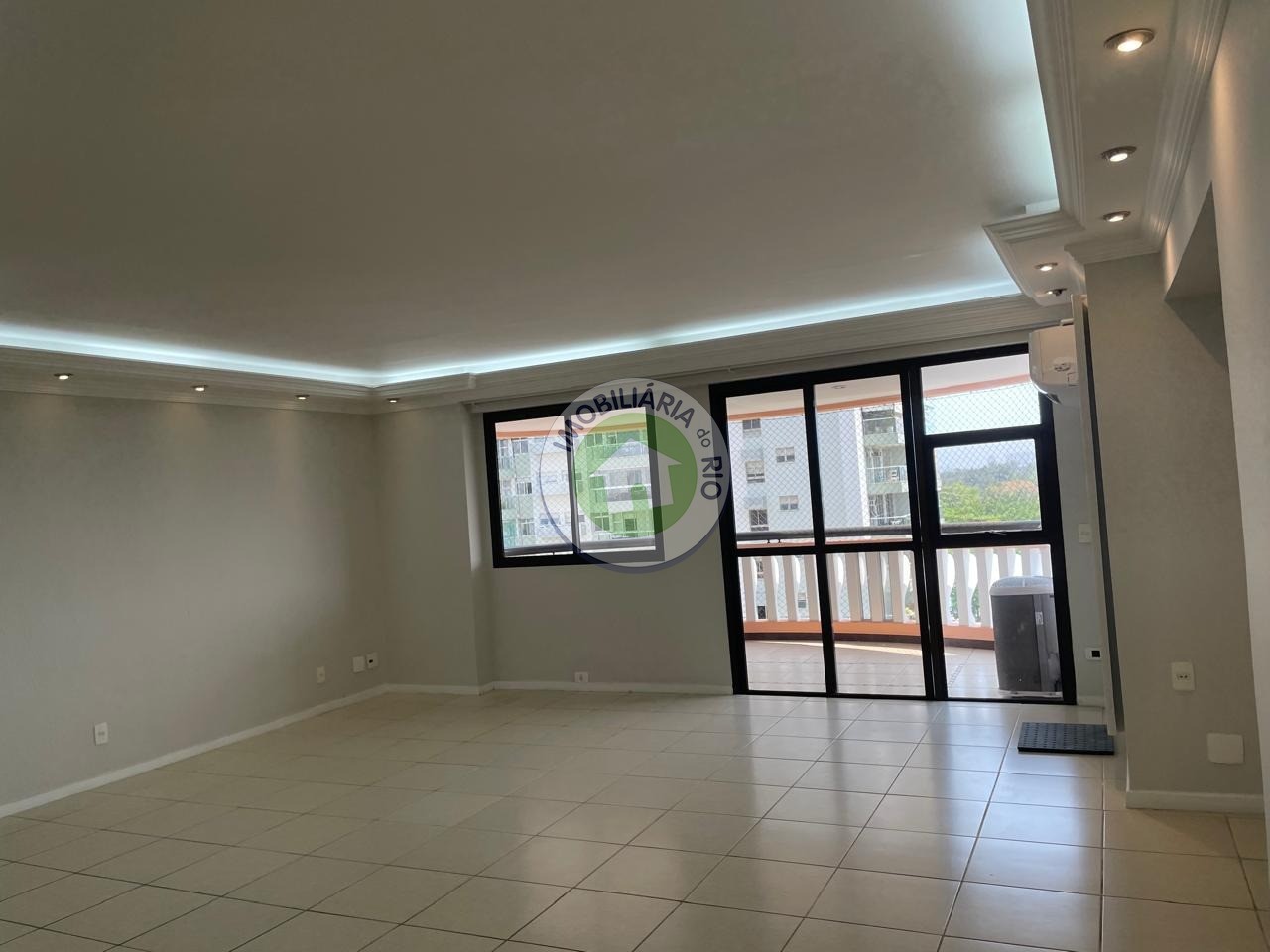 Apartamento para alugar com 3 quartos, 129m² - Foto 6