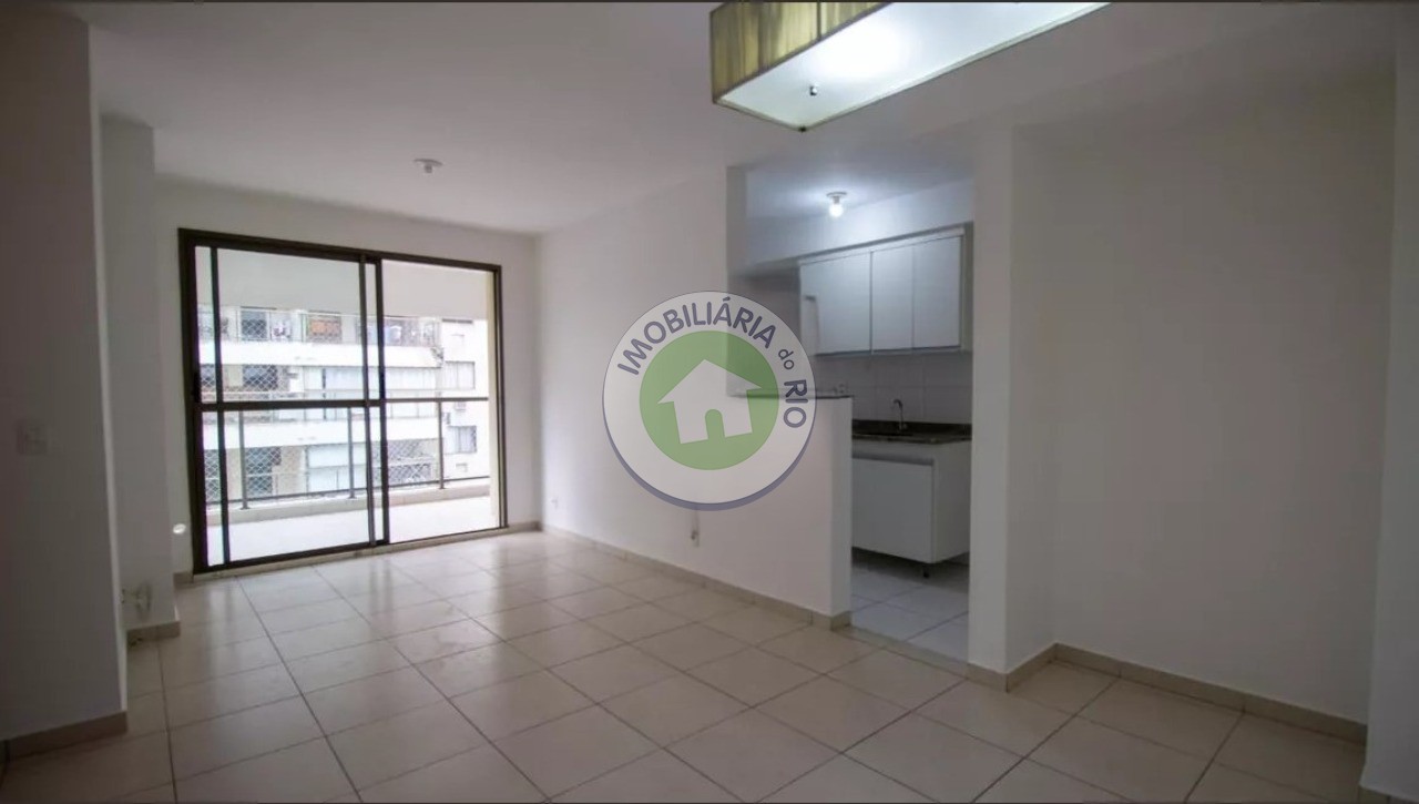 Apartamento à venda com 2 quartos, 62m² - Foto 4