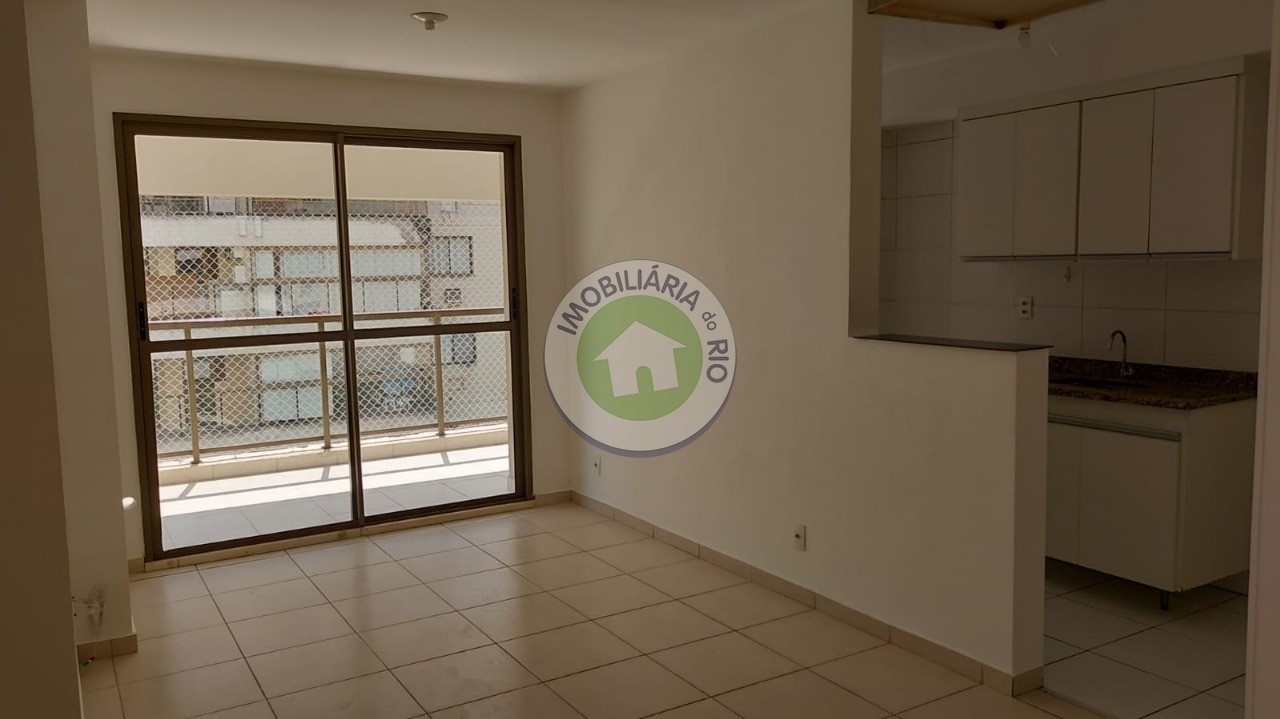 Apartamento à venda com 2 quartos, 62m² - Foto 5