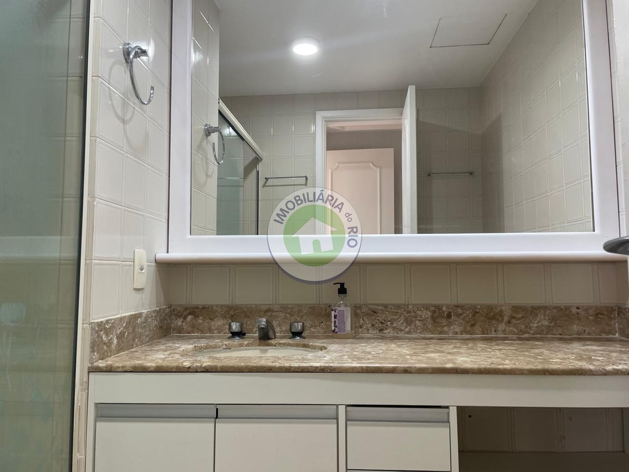 Apartamento para alugar com 3 quartos, 129m² - Foto 18