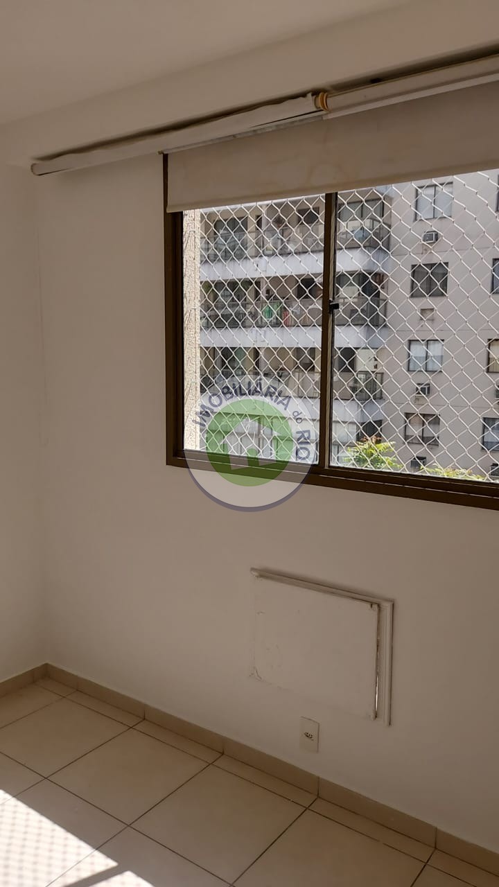 Apartamento à venda com 2 quartos, 62m² - Foto 13