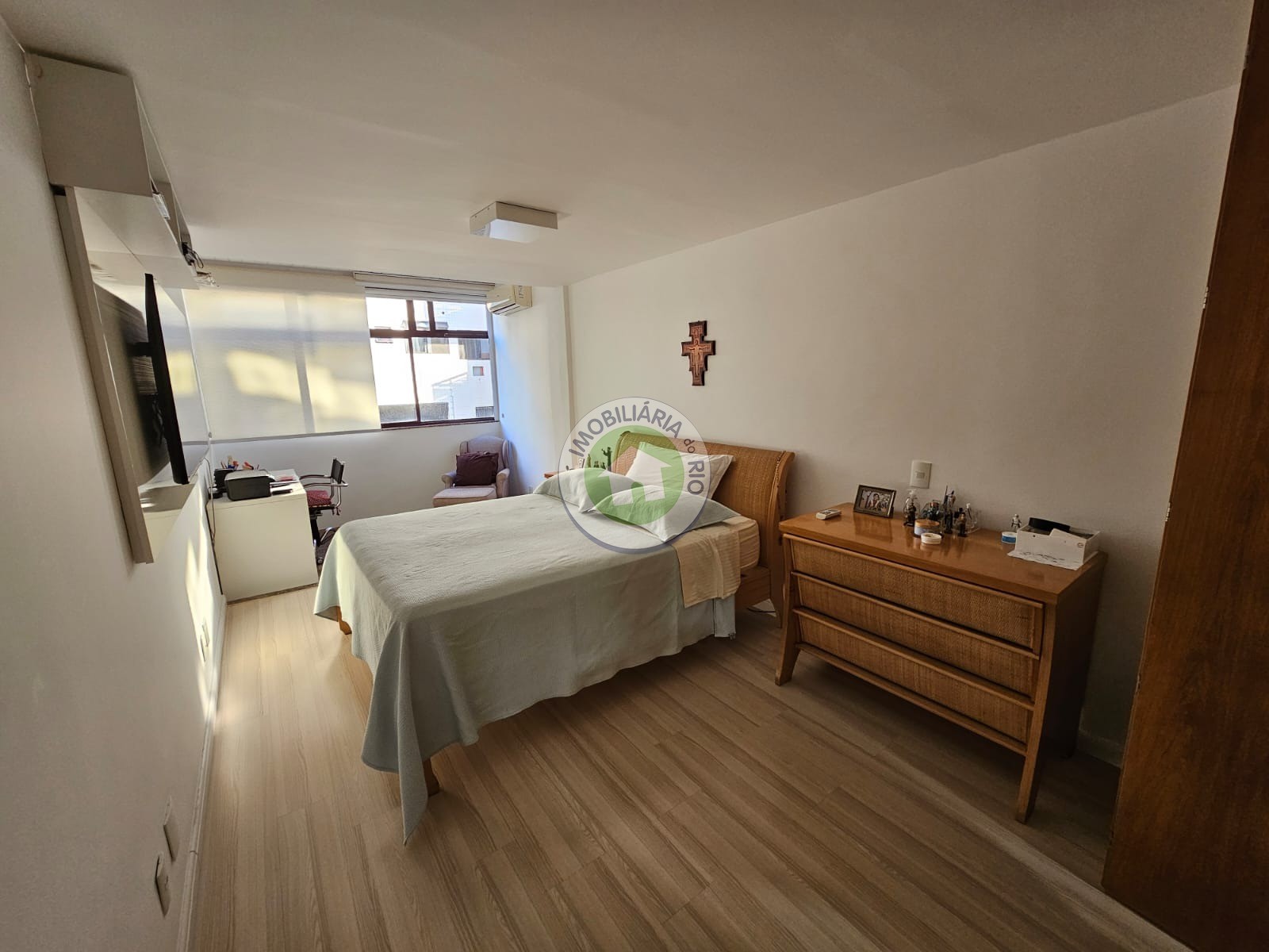 Apartamento à venda com 4 quartos, 222m² - Foto 14