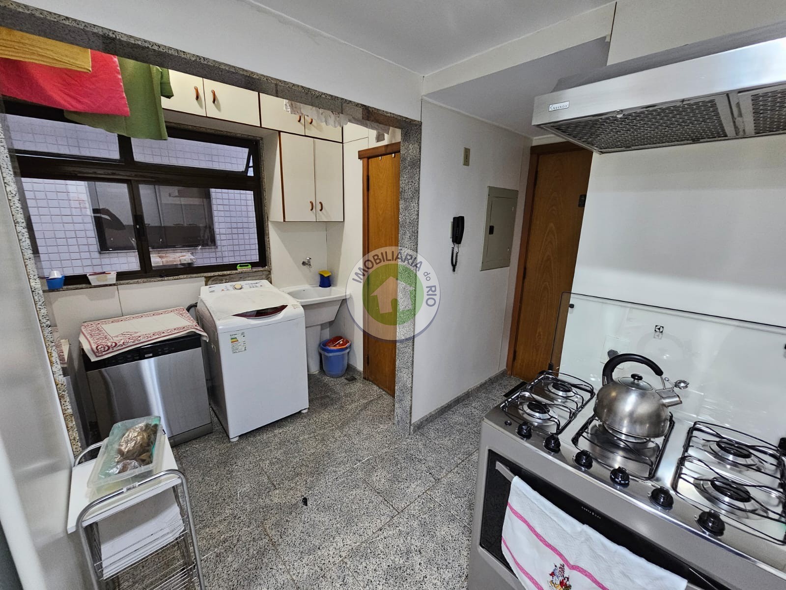 Apartamento à venda com 4 quartos, 222m² - Foto 27