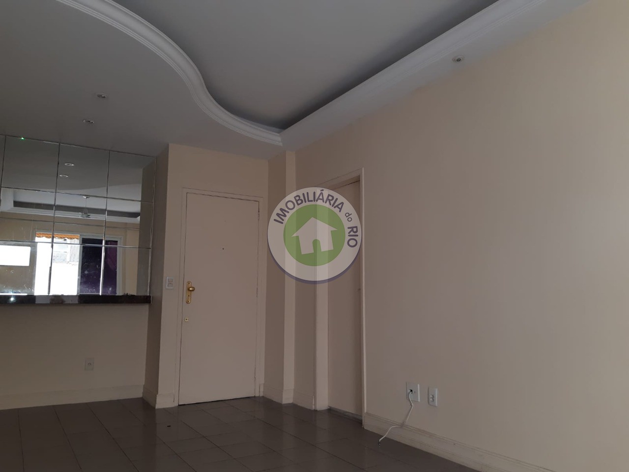 Apartamento à venda com 3 quartos, 120m² - Foto 2