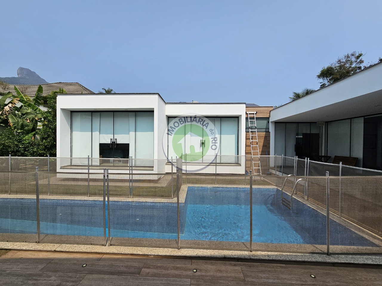 Casa à venda com 3 quartos, 281m² - Foto 6