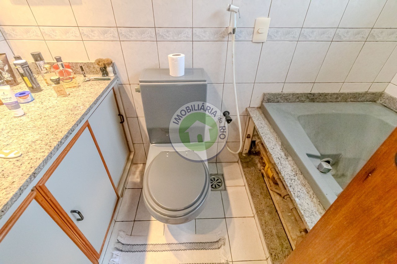 Apartamento à venda com 3 quartos, 137m² - Foto 26