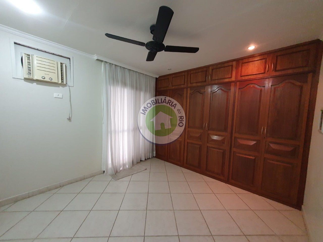 Apartamento à venda com 3 quartos, 176m² - Foto 13