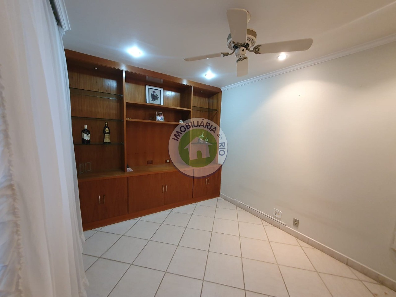 Apartamento à venda com 3 quartos, 176m² - Foto 19