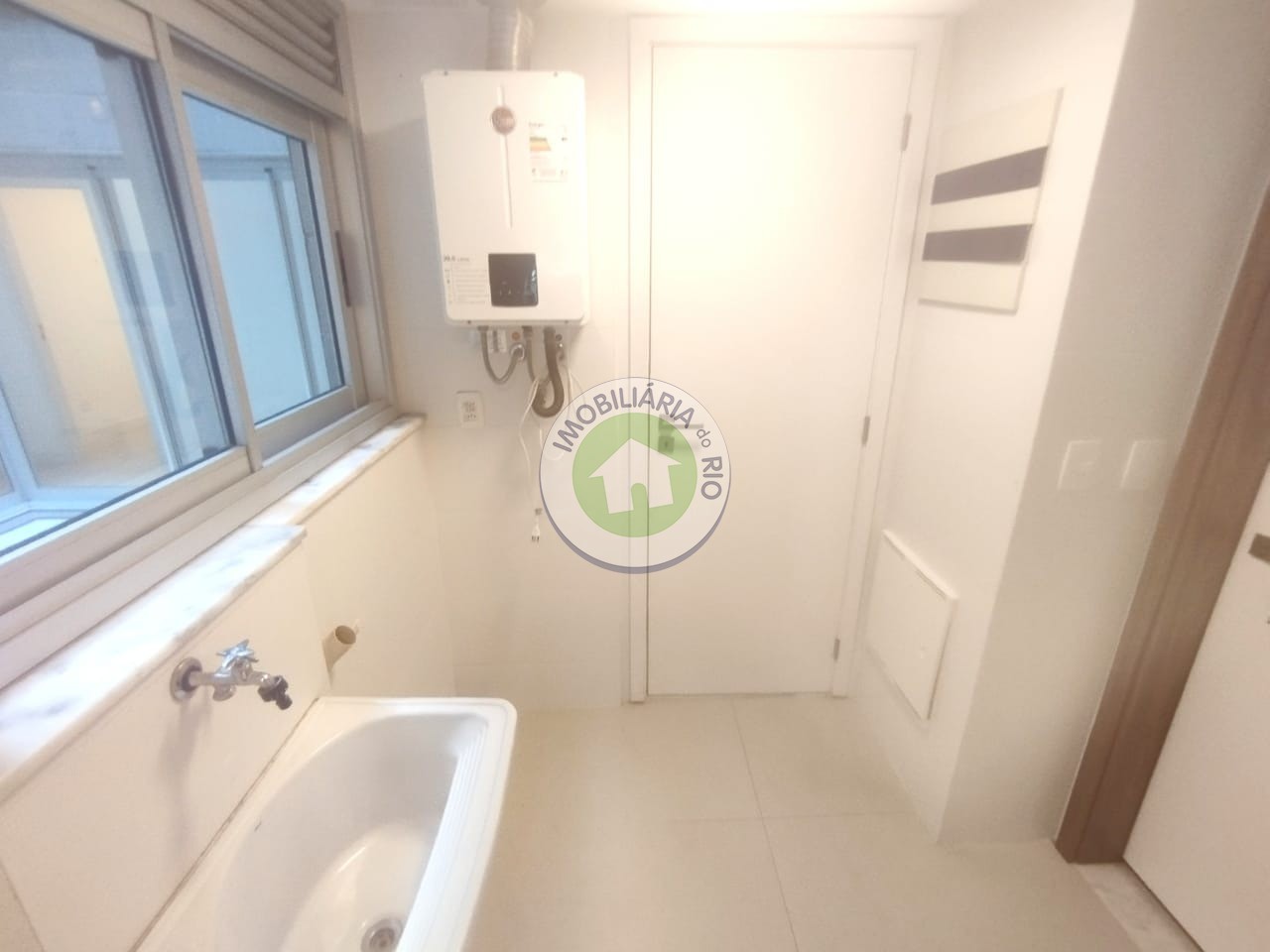 Apartamento à venda com 3 quartos, 179m² - Foto 24