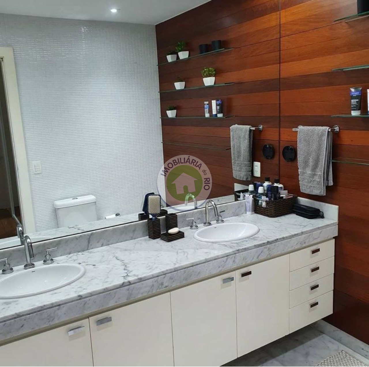 Apartamento para alugar com 3 quartos, 290m² - Foto 8